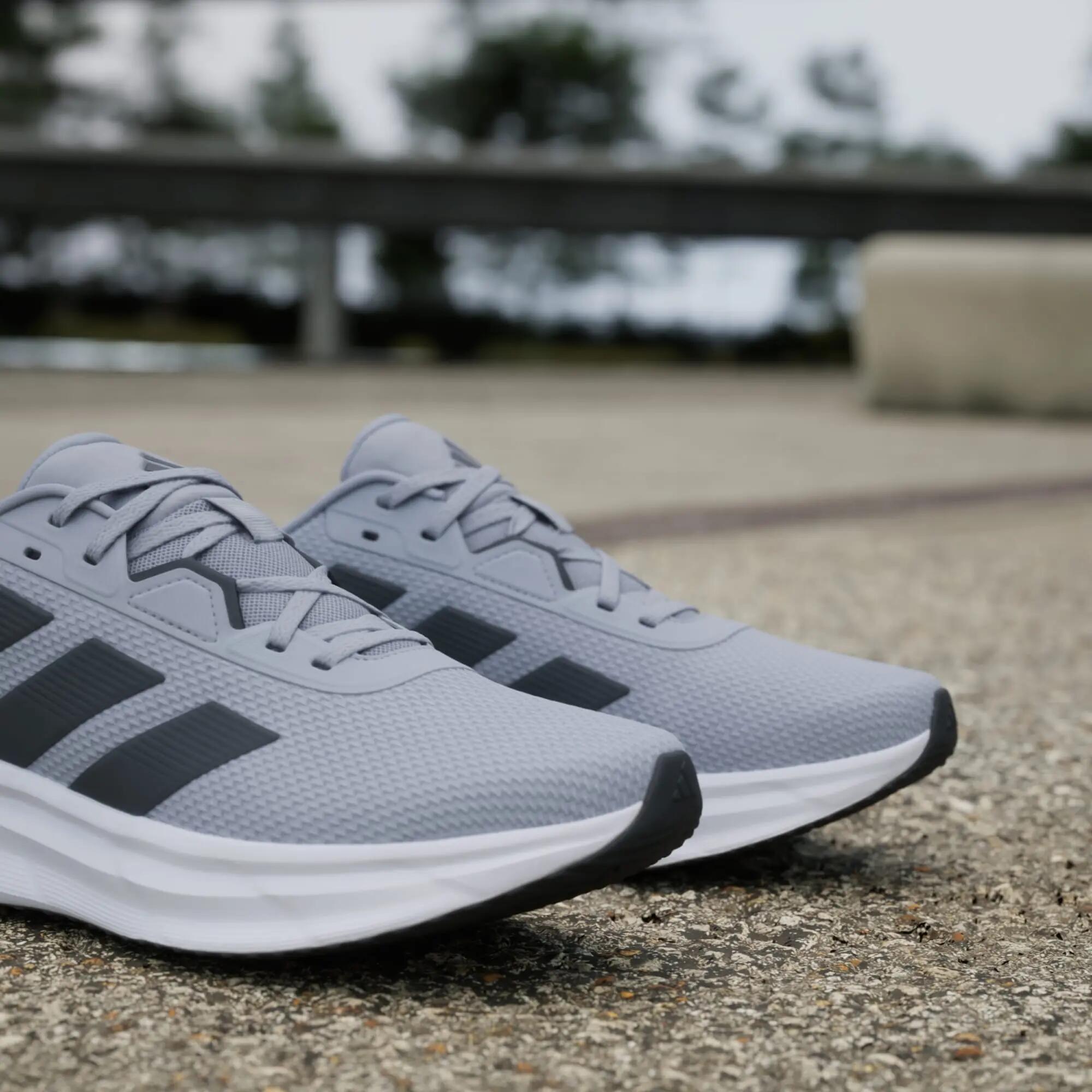 Galaxy 7 Laufschuh 15/16