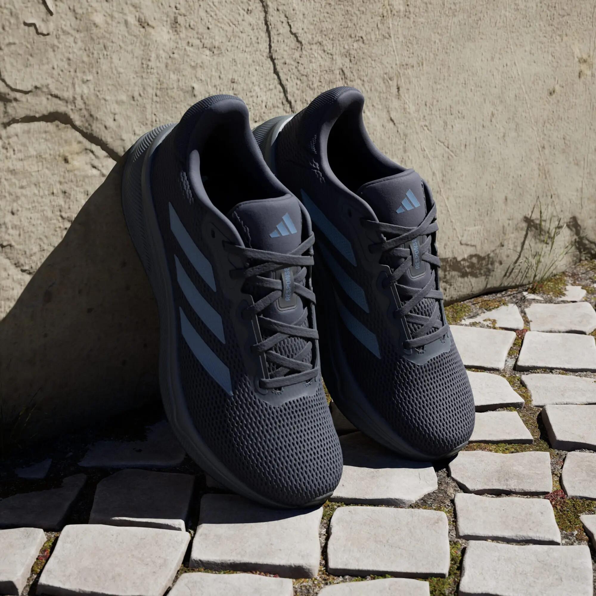 Scarpe Response 4/15