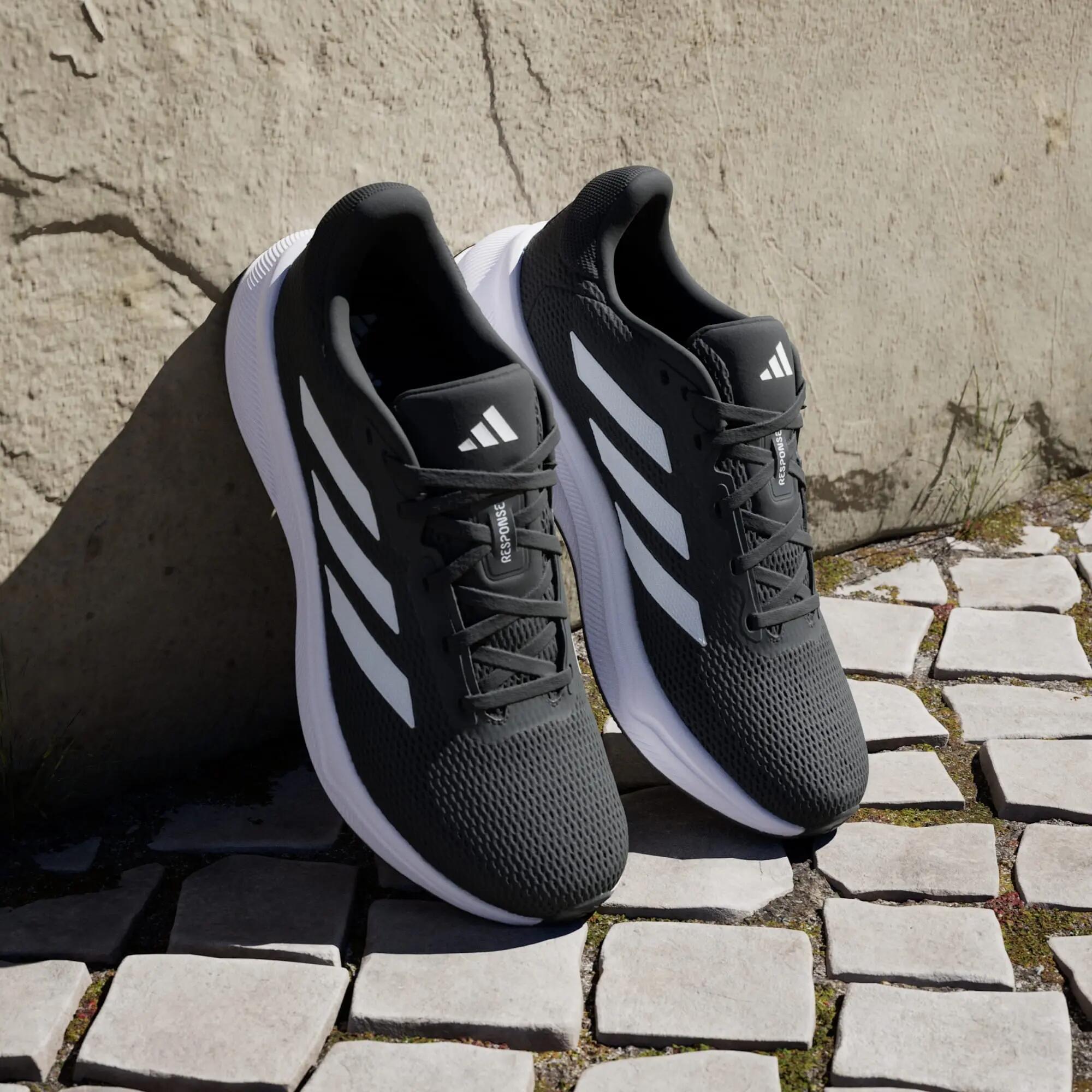 Chaussure Response 4/16