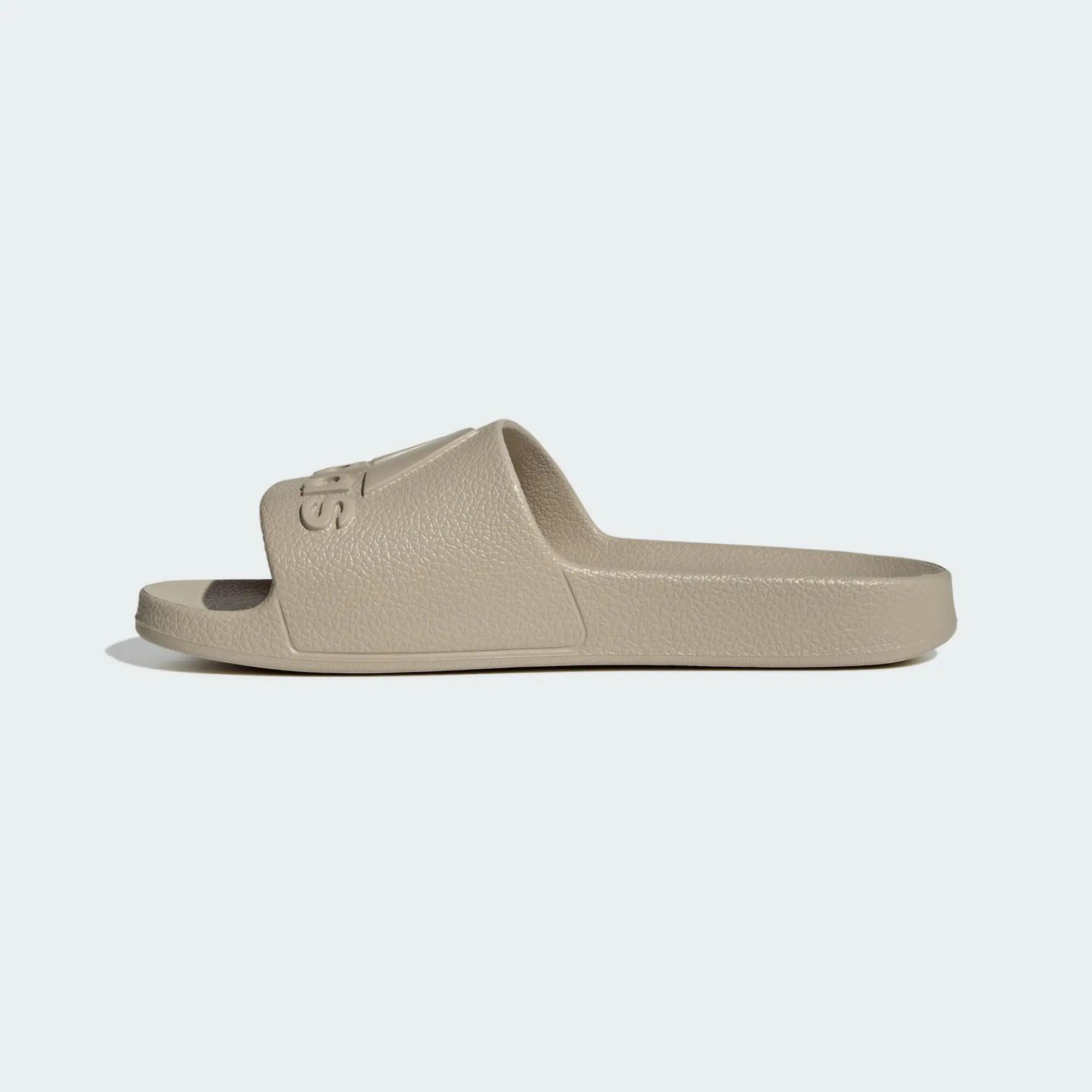 Adilette Aqua Slides 8/8