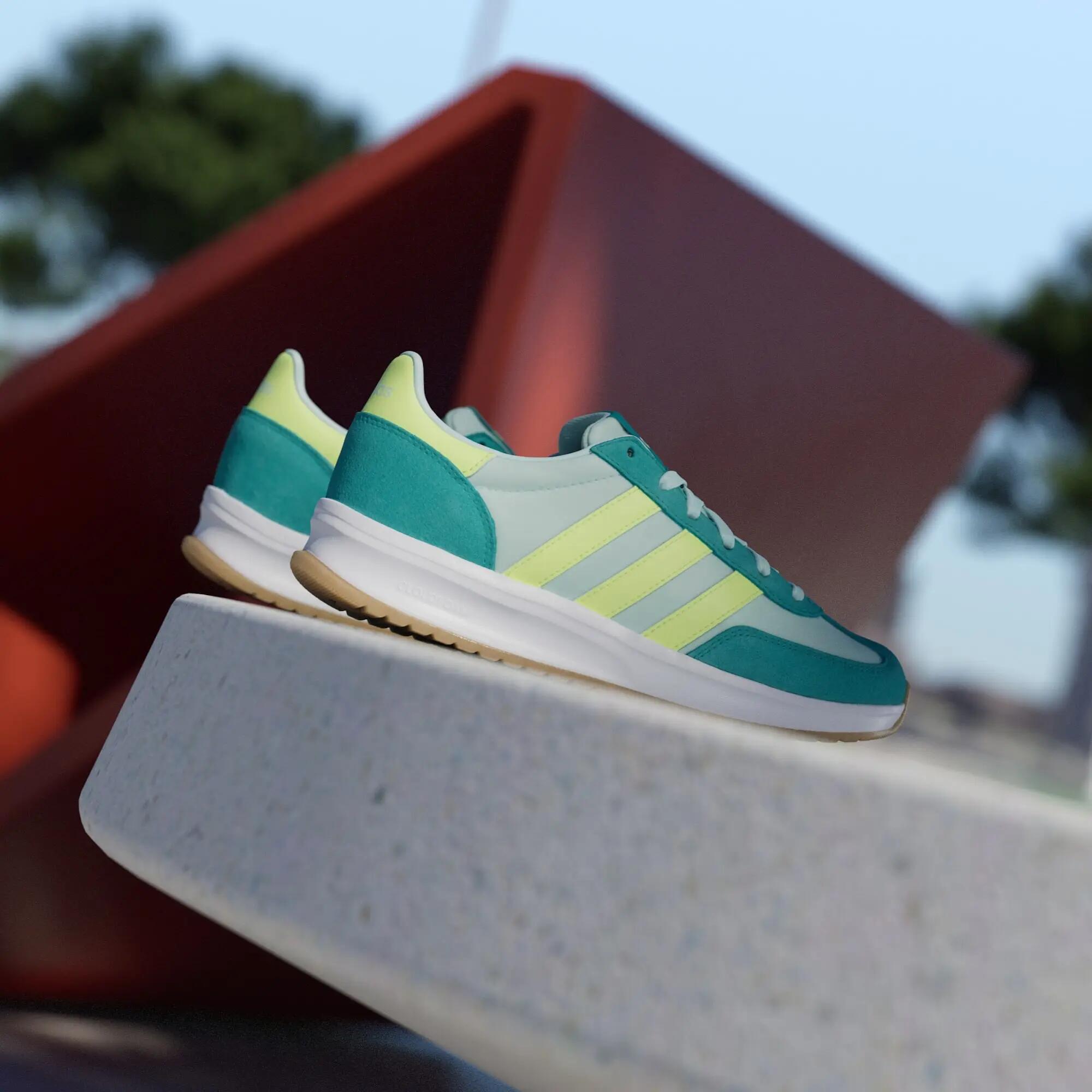 RUN 70s 2.0 Shoes 14/16