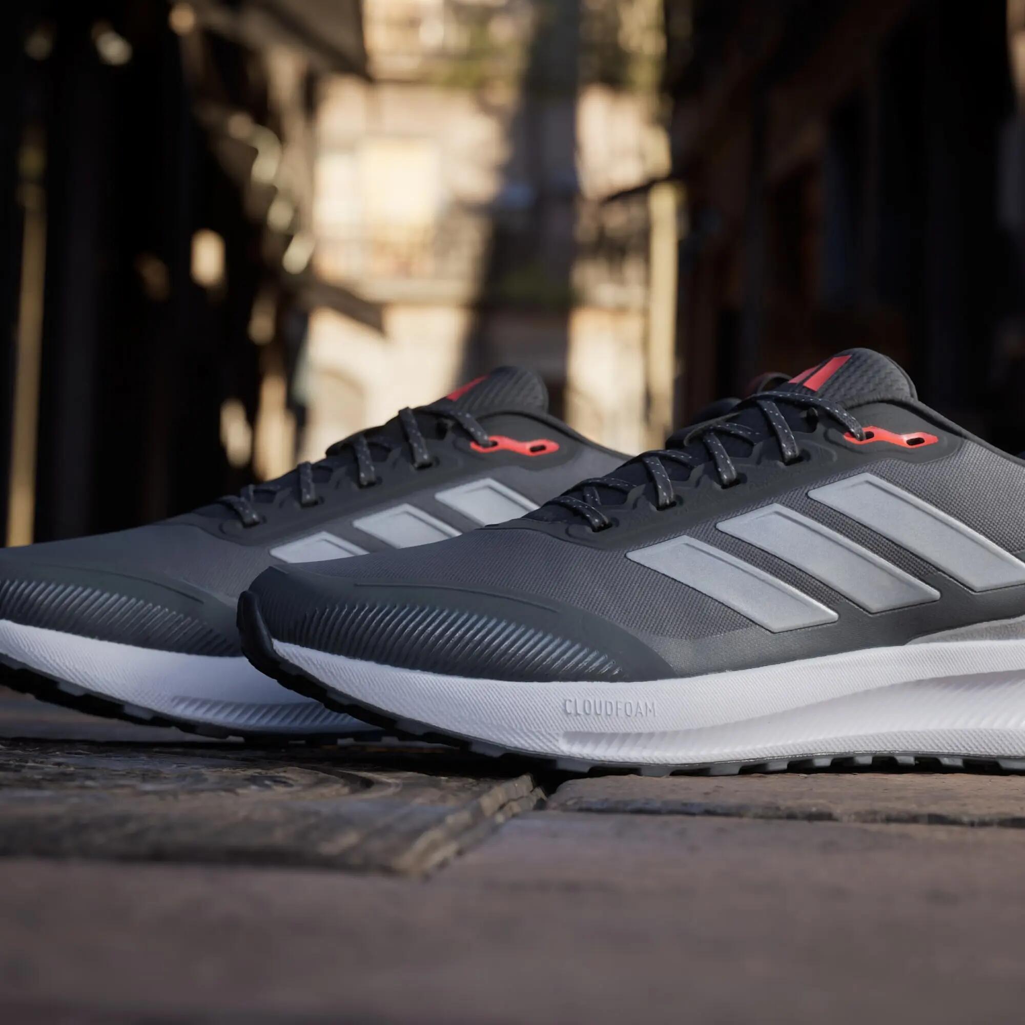 Runfalcon 5 TR Laufschuh 15/16