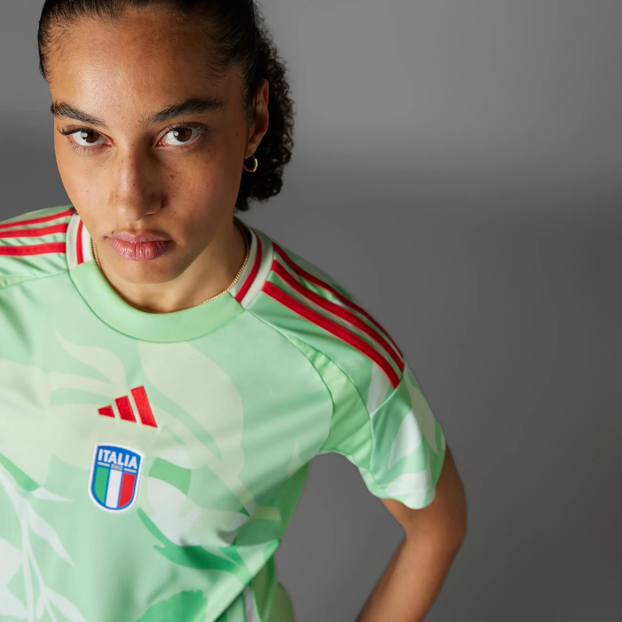 Maillot Extérieur Italie 25 (Équipe féminine) 4/15