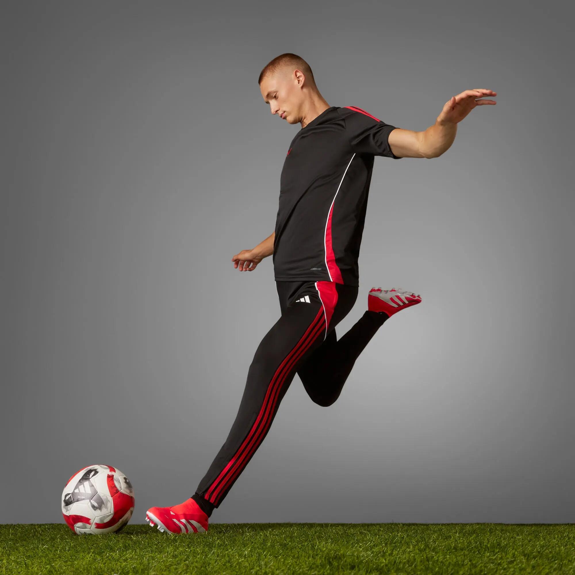 Predator League Laceless Firm/Multi-Ground Boots 6/15