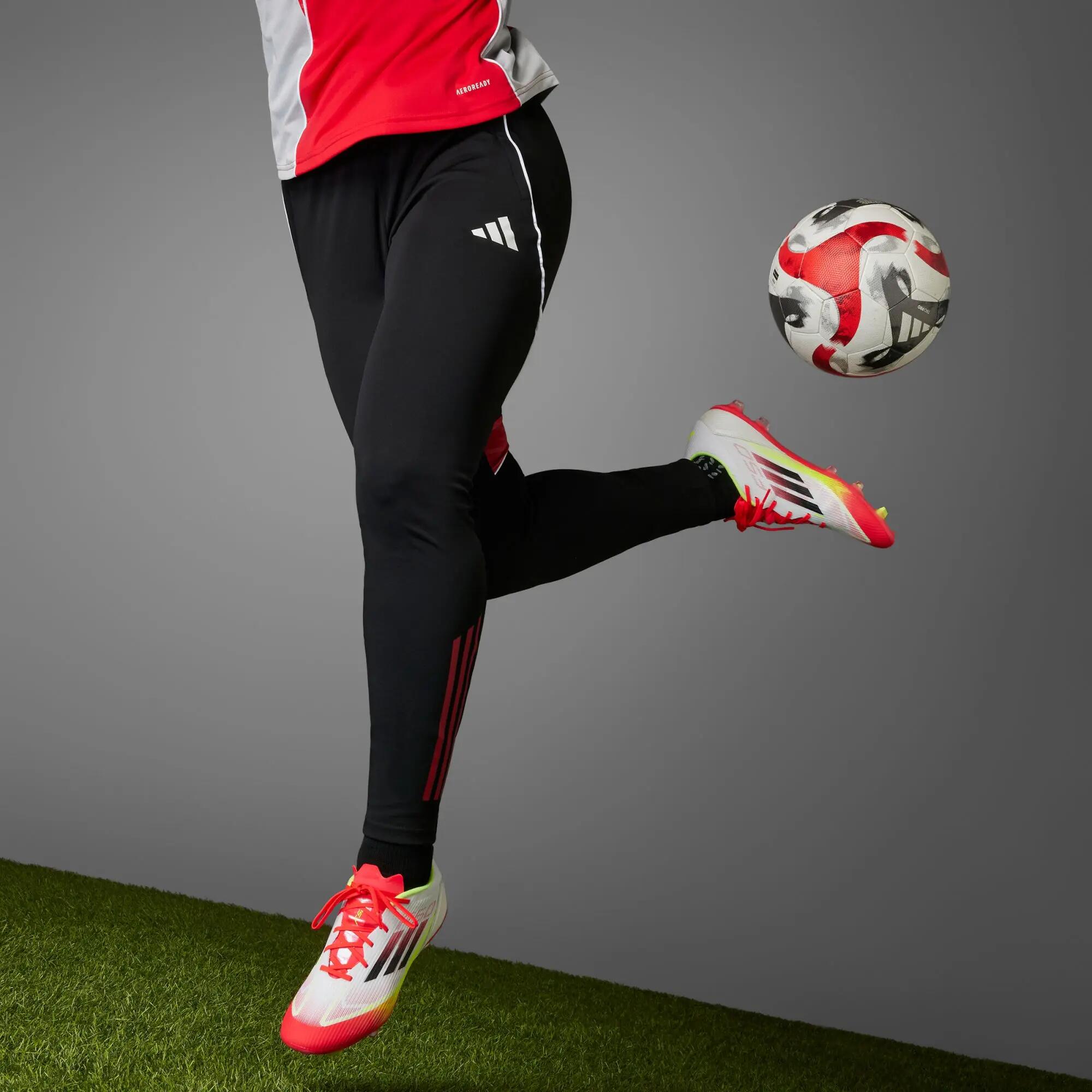 Chaussure F50 League terrain souple / multi-surfaces 6/15
