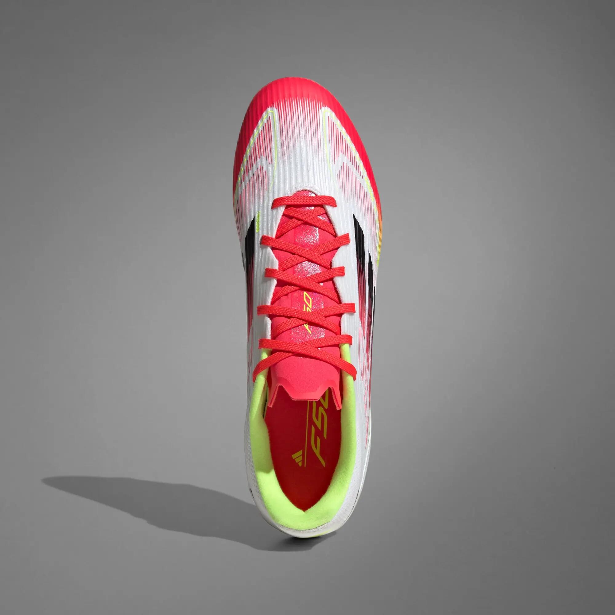 Chaussure F50 League terrain souple / multi-surfaces 3/15