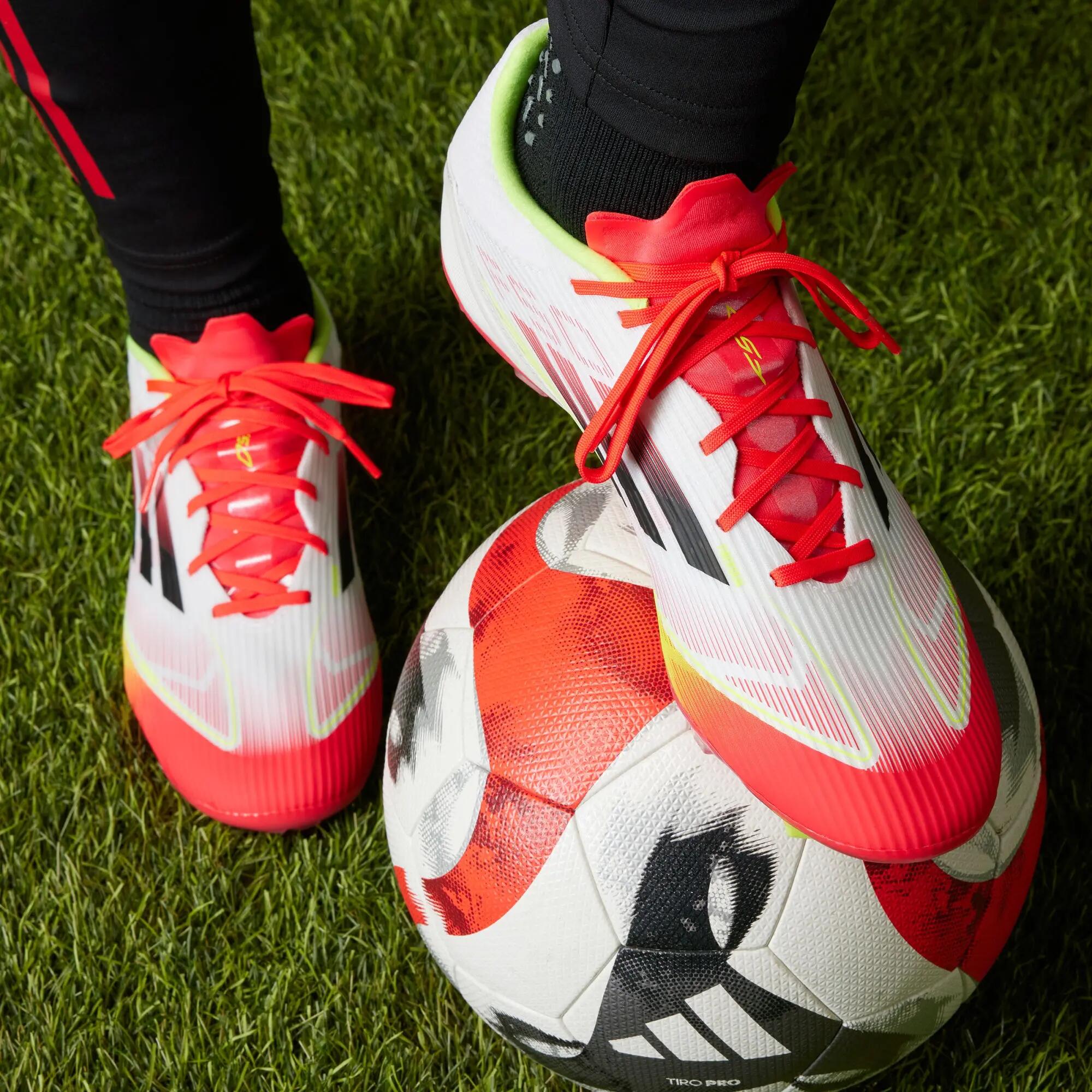 Chaussure F50 League terrain souple / multi-surfaces 14/15