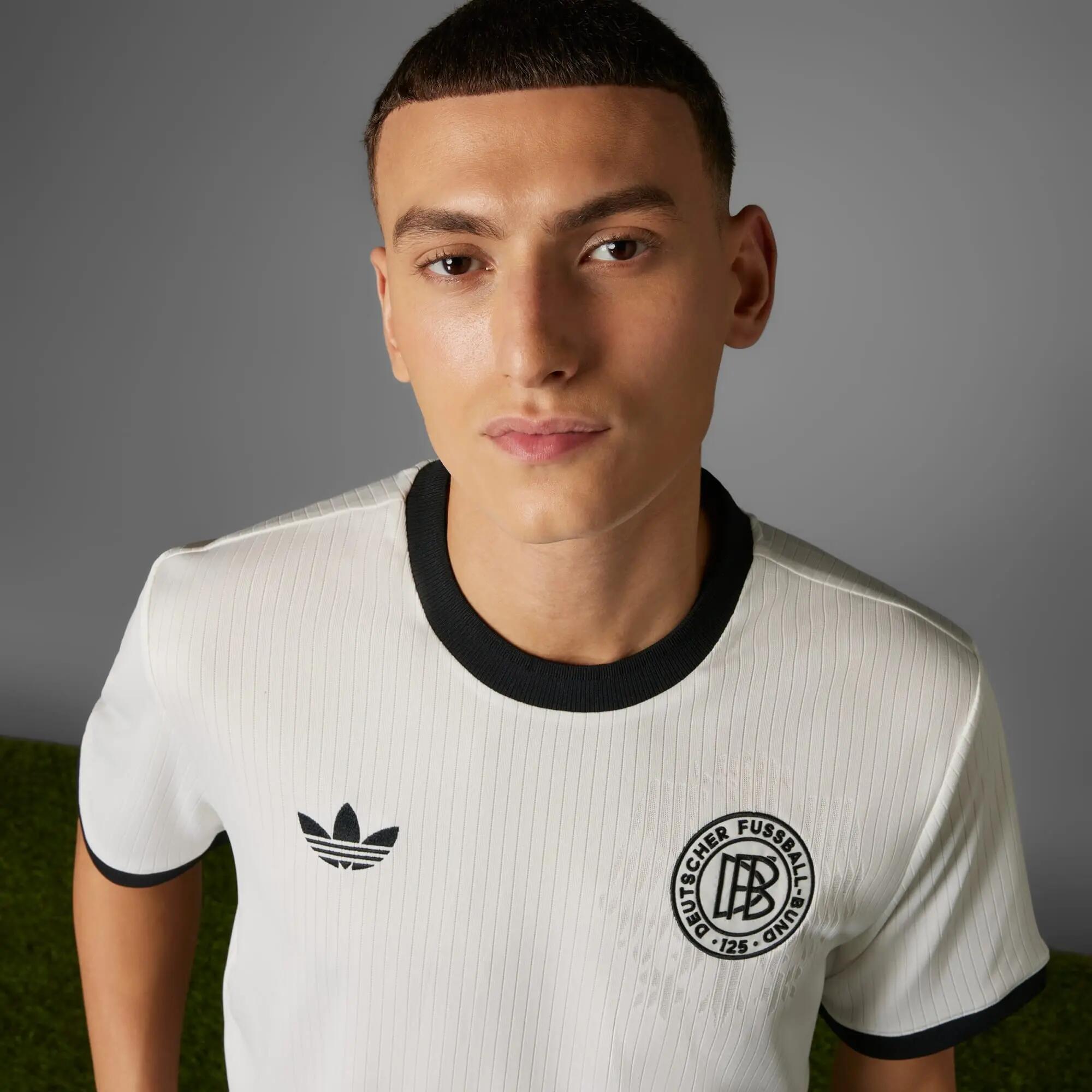 DFB Anniversary Trikot 5/15
