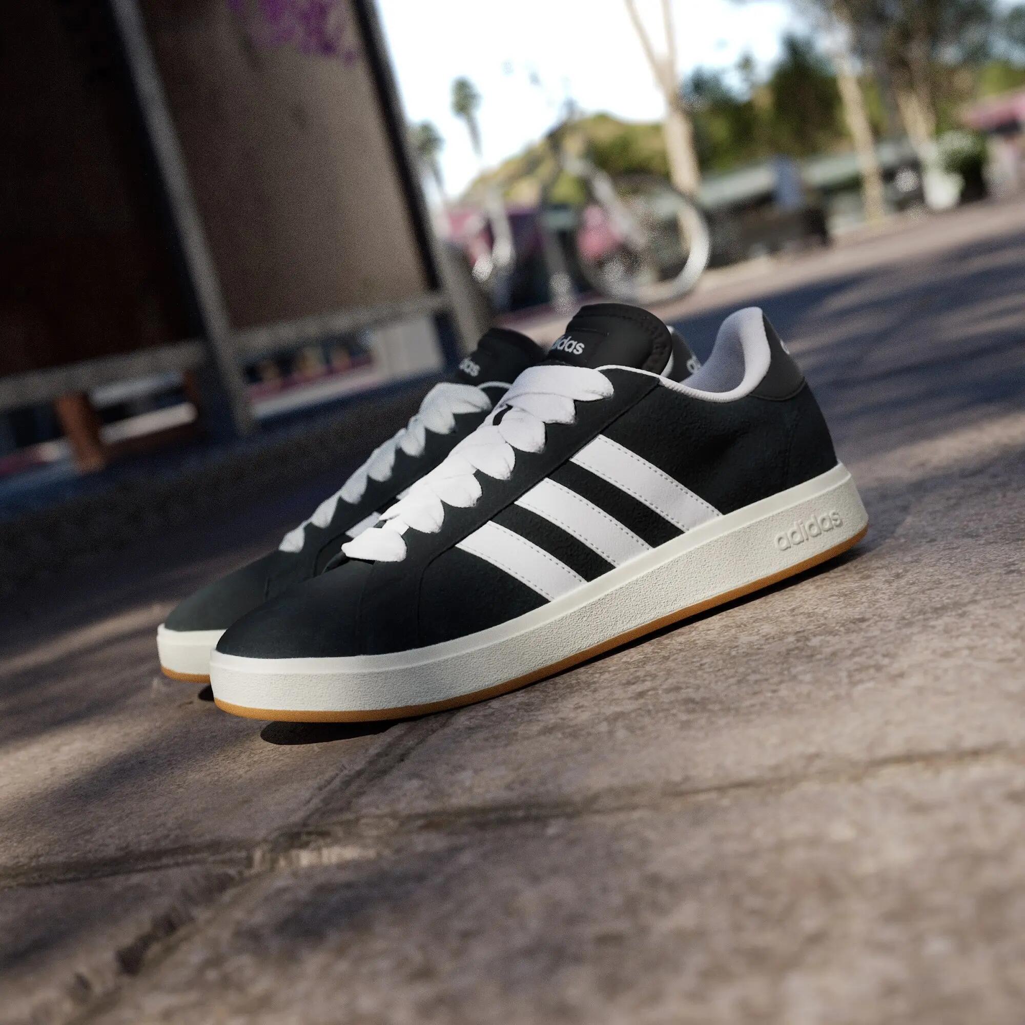 Grand Court Base 00s Schuh 6/16