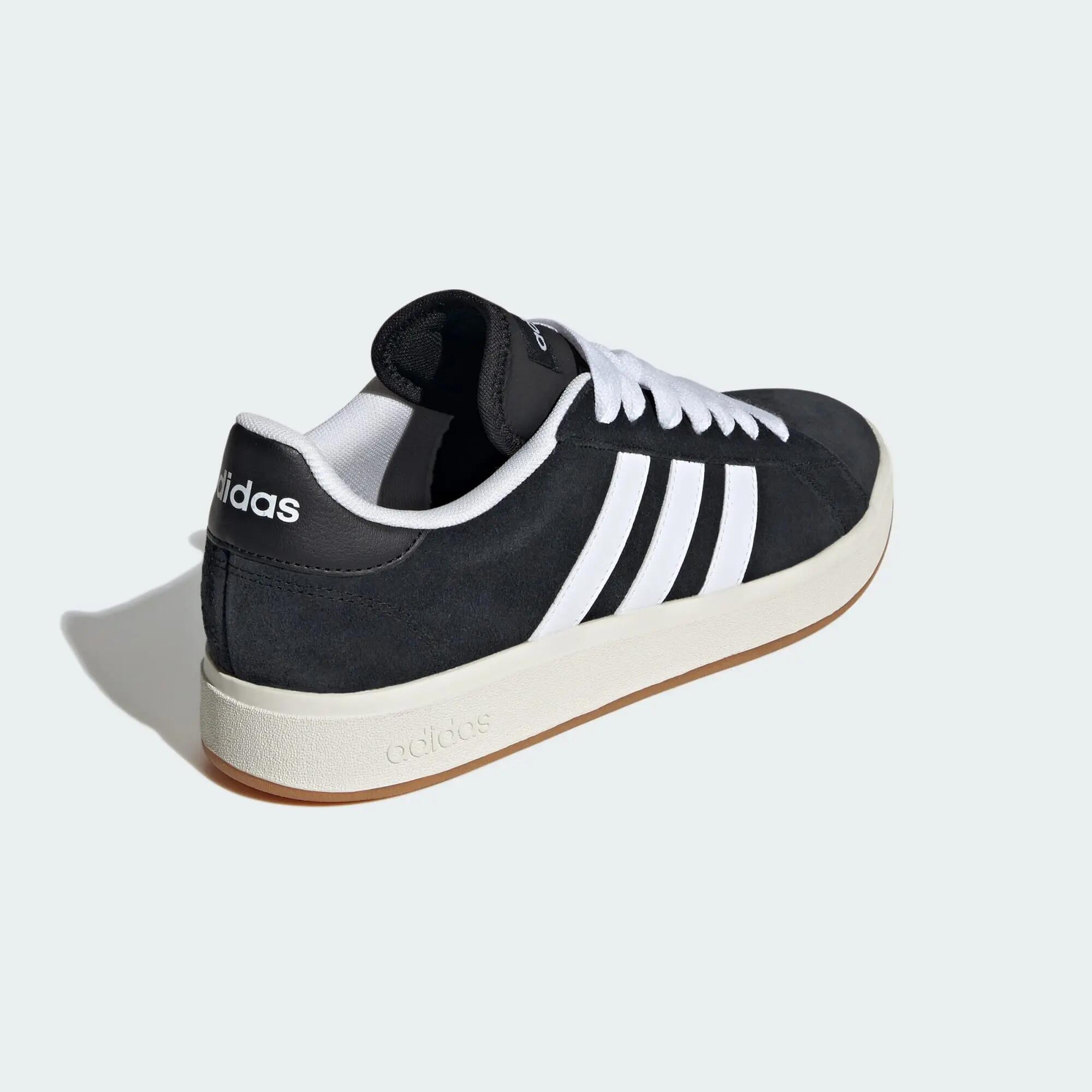 Grand Court Base 00s Schuh 13/16