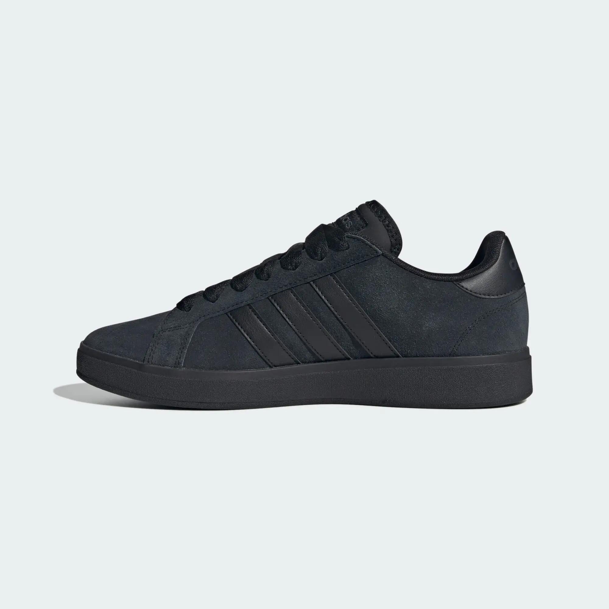 Chaussure Grand Court Base 00s 8/8