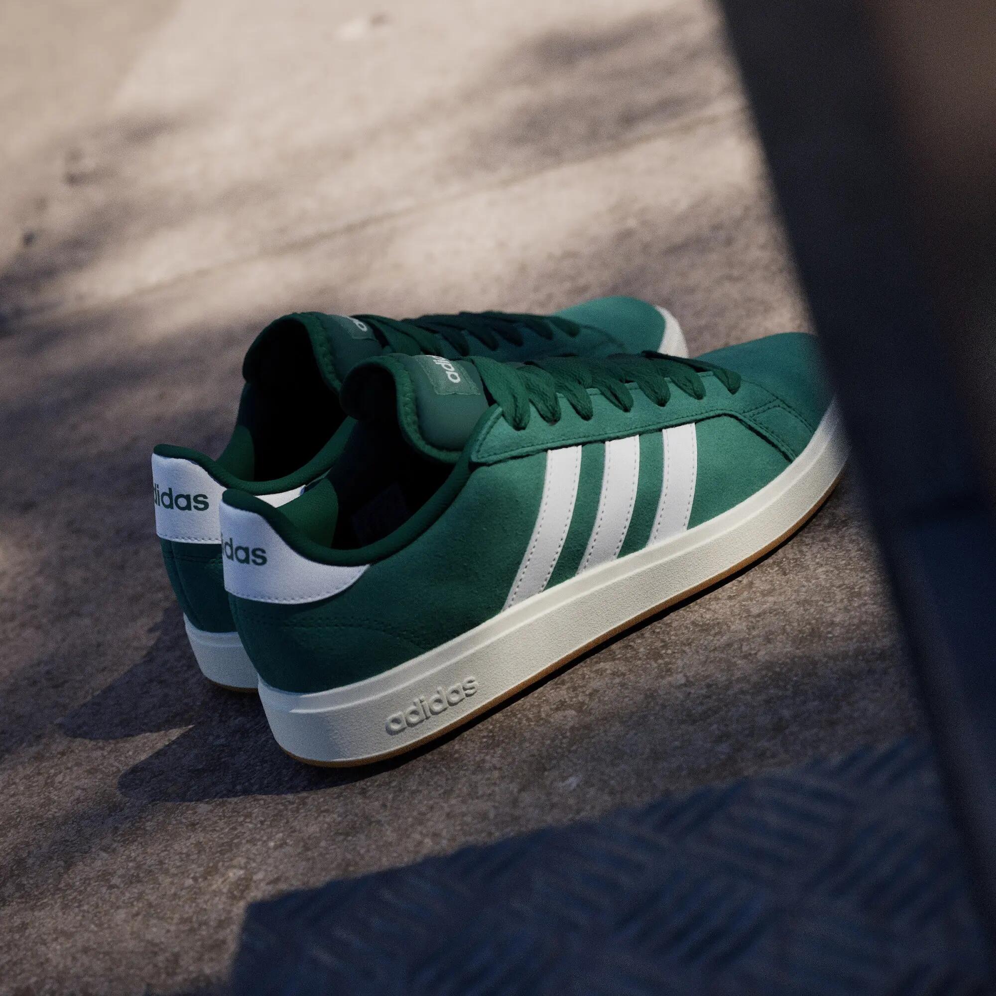 Chaussure Grand Court Base 00s 14/16