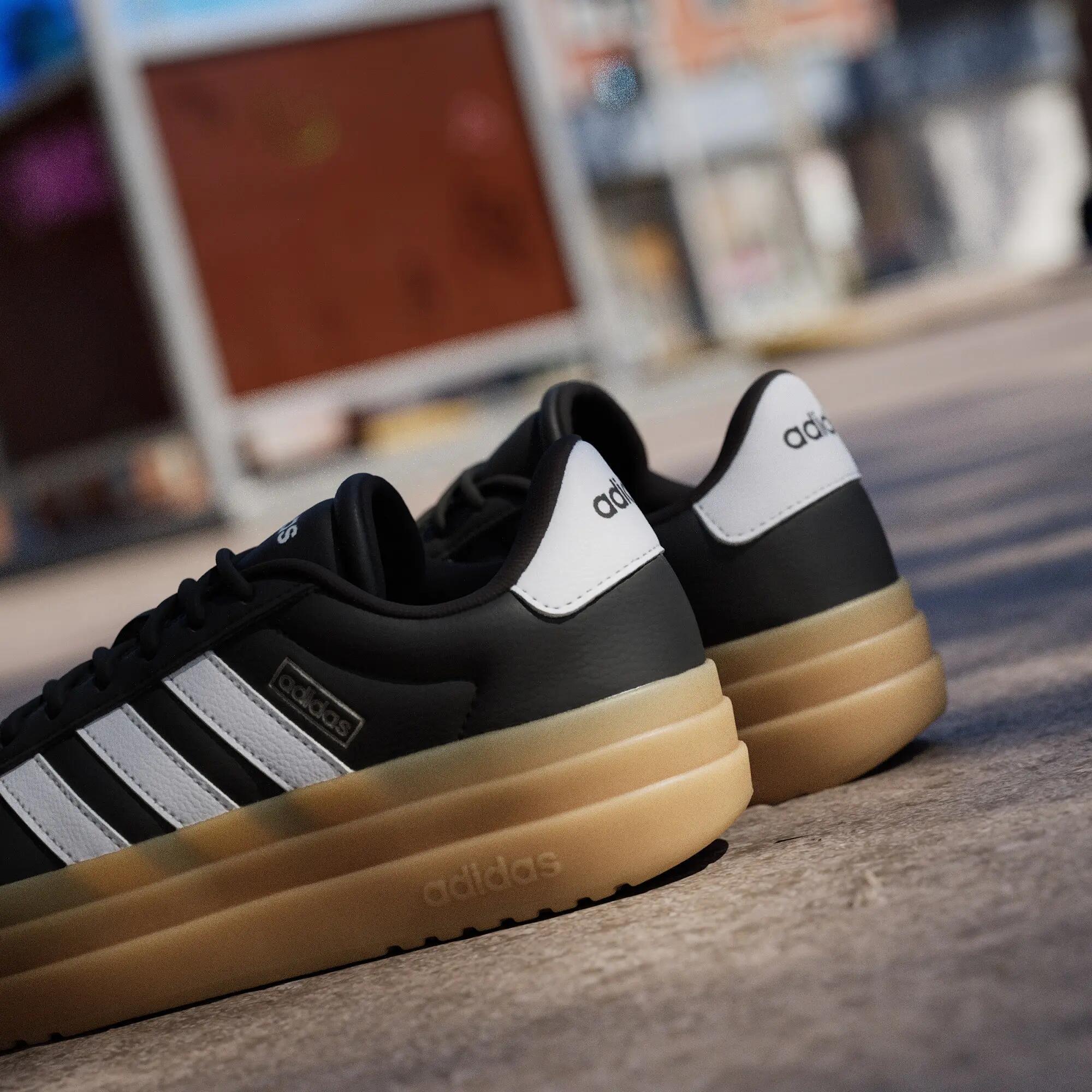 VL Court Bold Schoenen 15/15