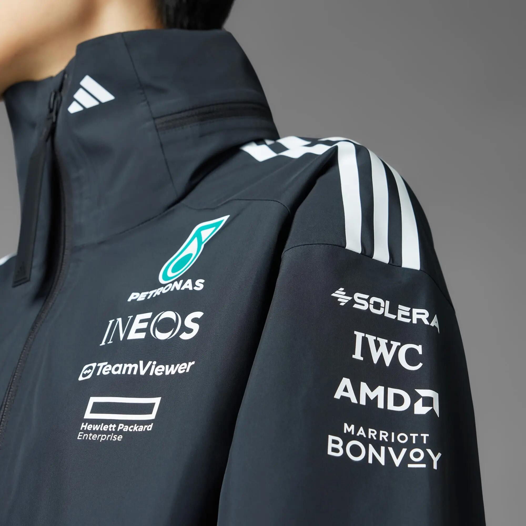 MERCEDES - AMG PETRONAS FORMULA ONE TEAM MYSHELTER 13/15