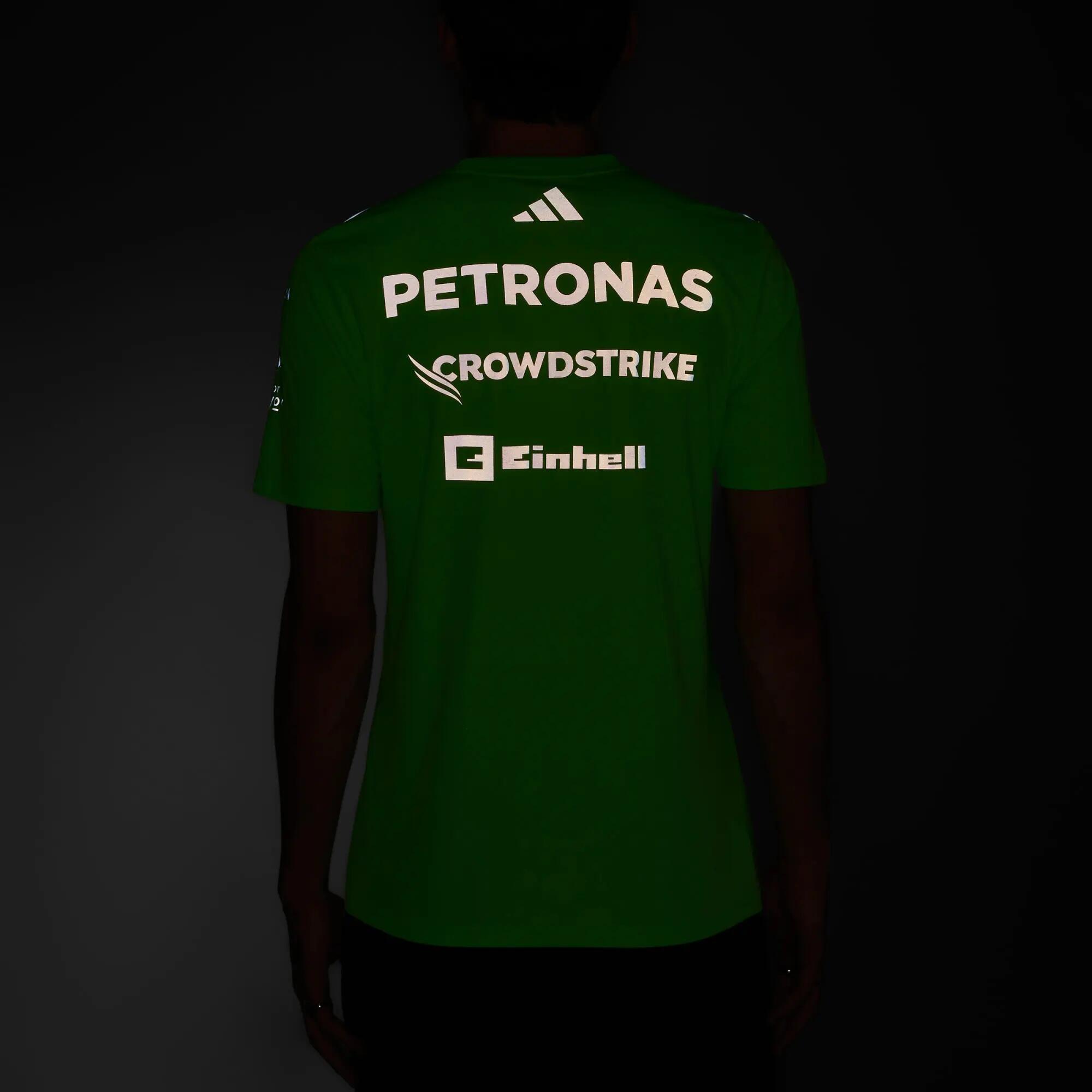 MERCEDES - AMG PETRONAS FORMULA ONE TEAM SET-UP T-SHIRT 6/15