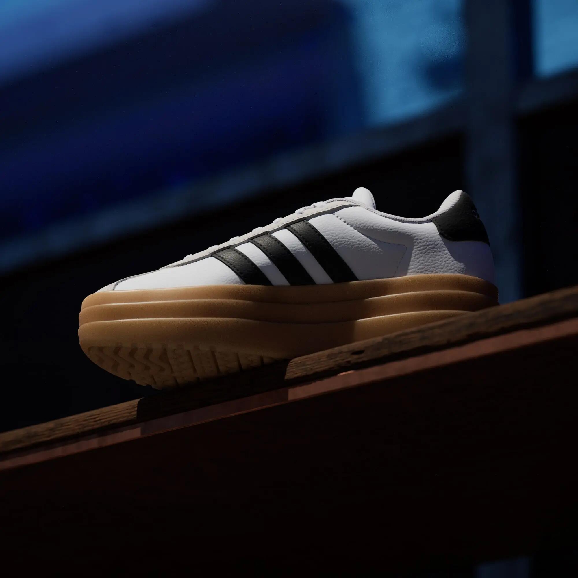 Chaussure VL Court Bold 5/15