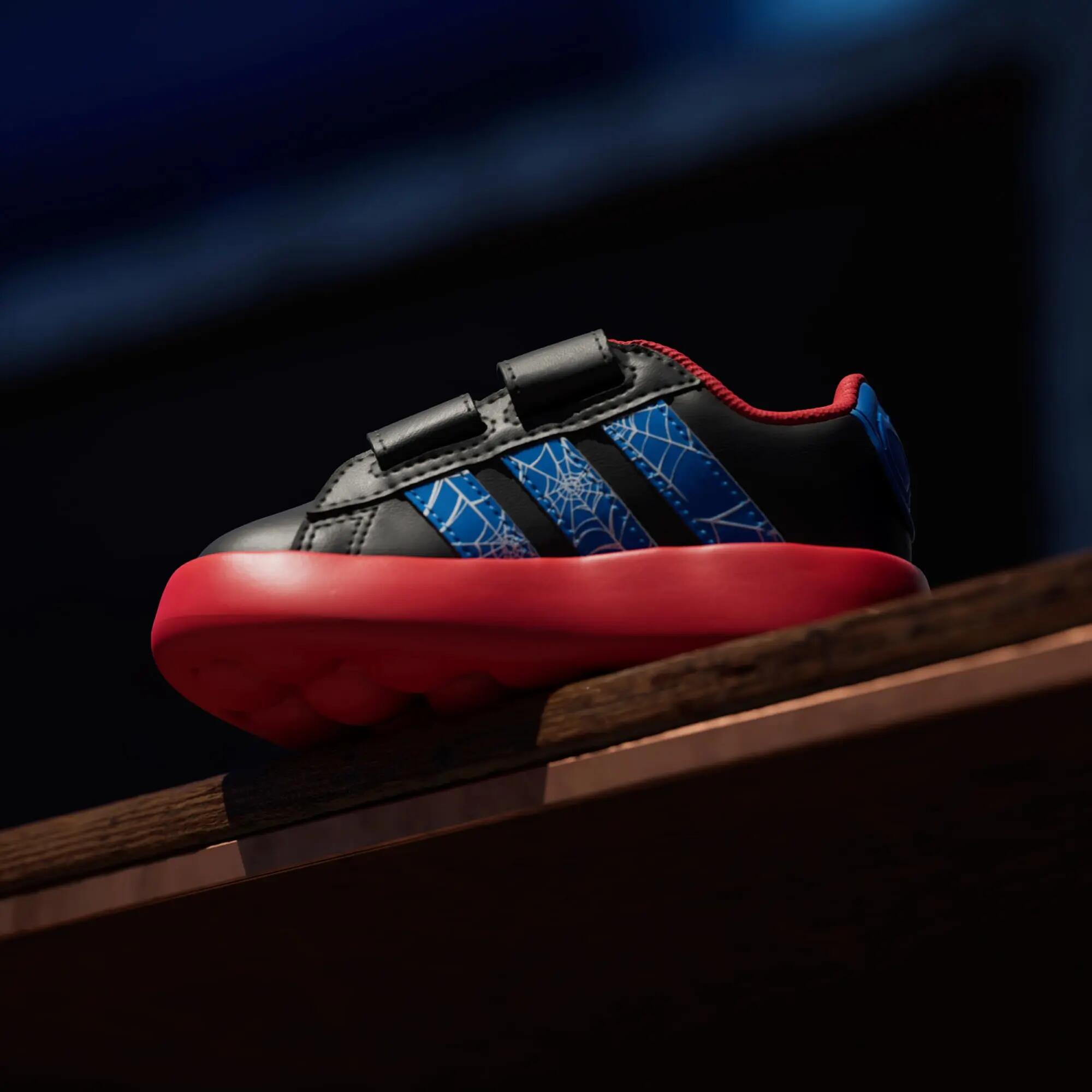 Scarpe adidas x Marvel Spider-Man Grand Court 5/16