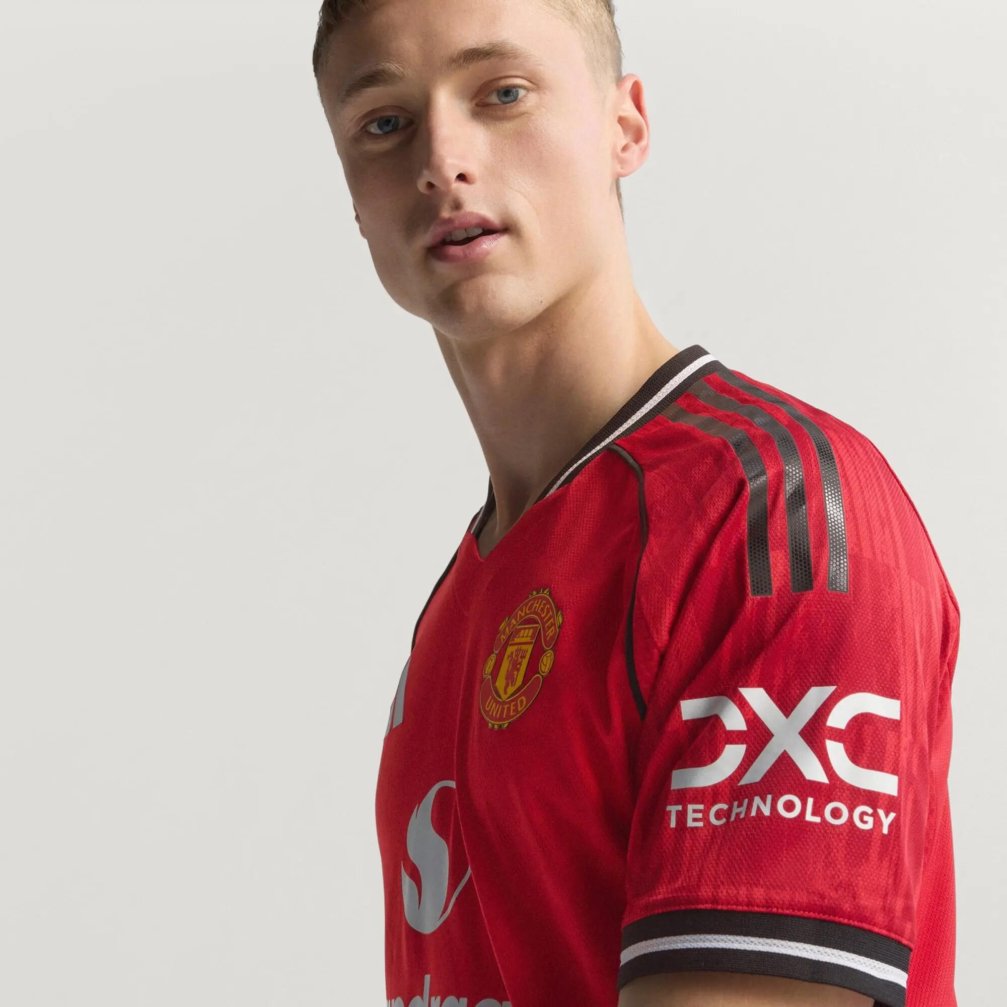 Autentyczna koszulka domowa Manchester United 25/26 13/15
