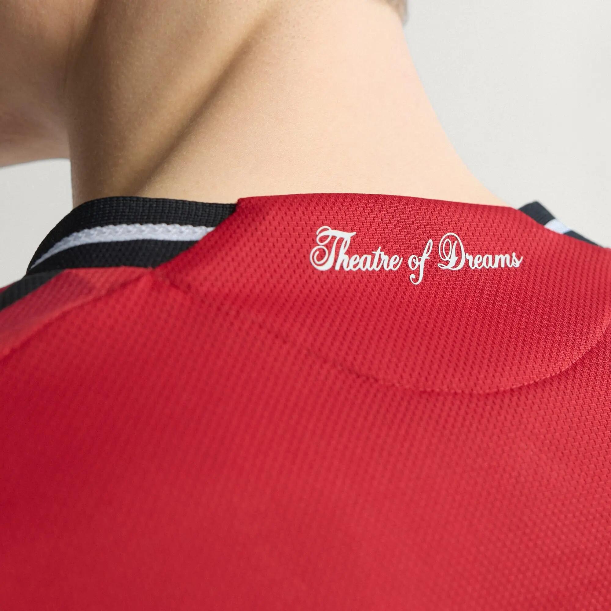 Autentický domácí dres s dlouhým rukávem Manchester United 25/26 5/15