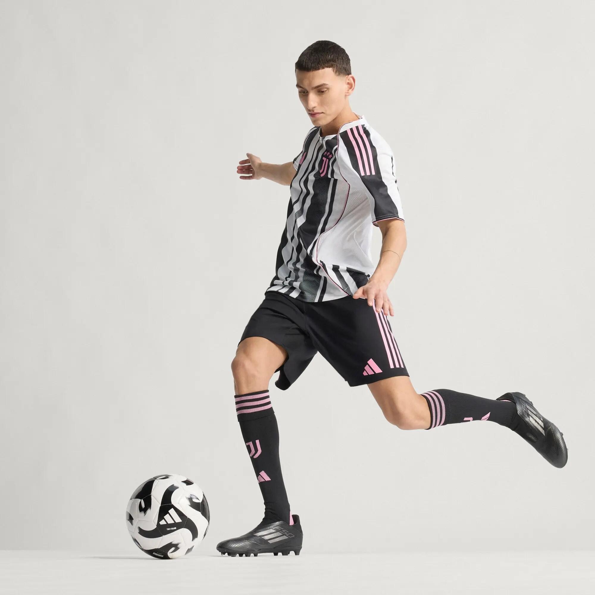 Koszulka Juventus 25/26 Home Authentic 4/15