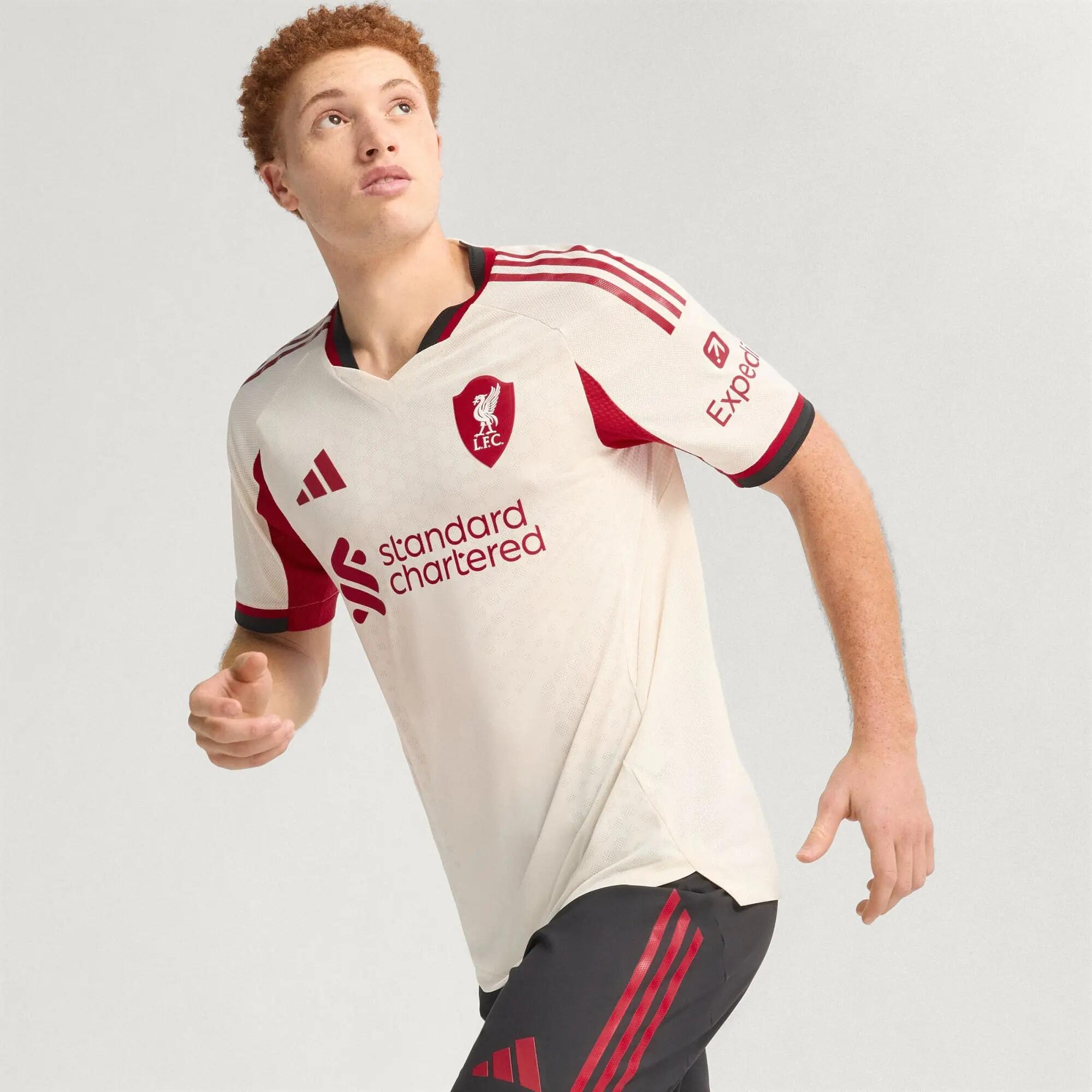Liverpool FC 25/26 Authentic Auswärtstrikot 7/15