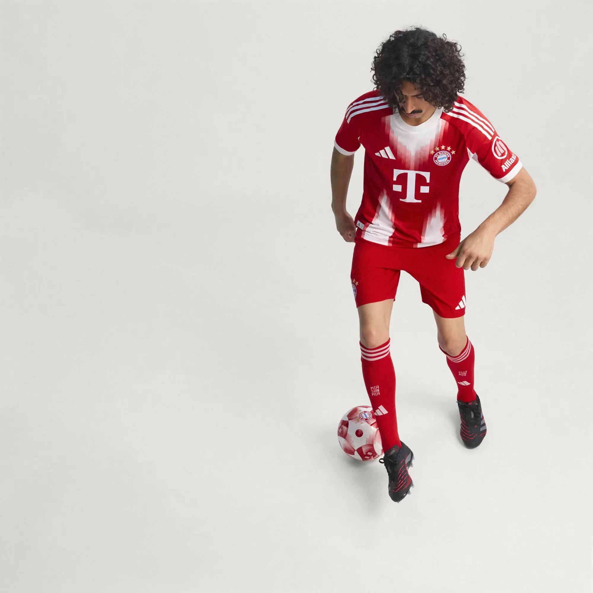 FC Bayern München 25/26 Authentic Heimtrikot 4/14