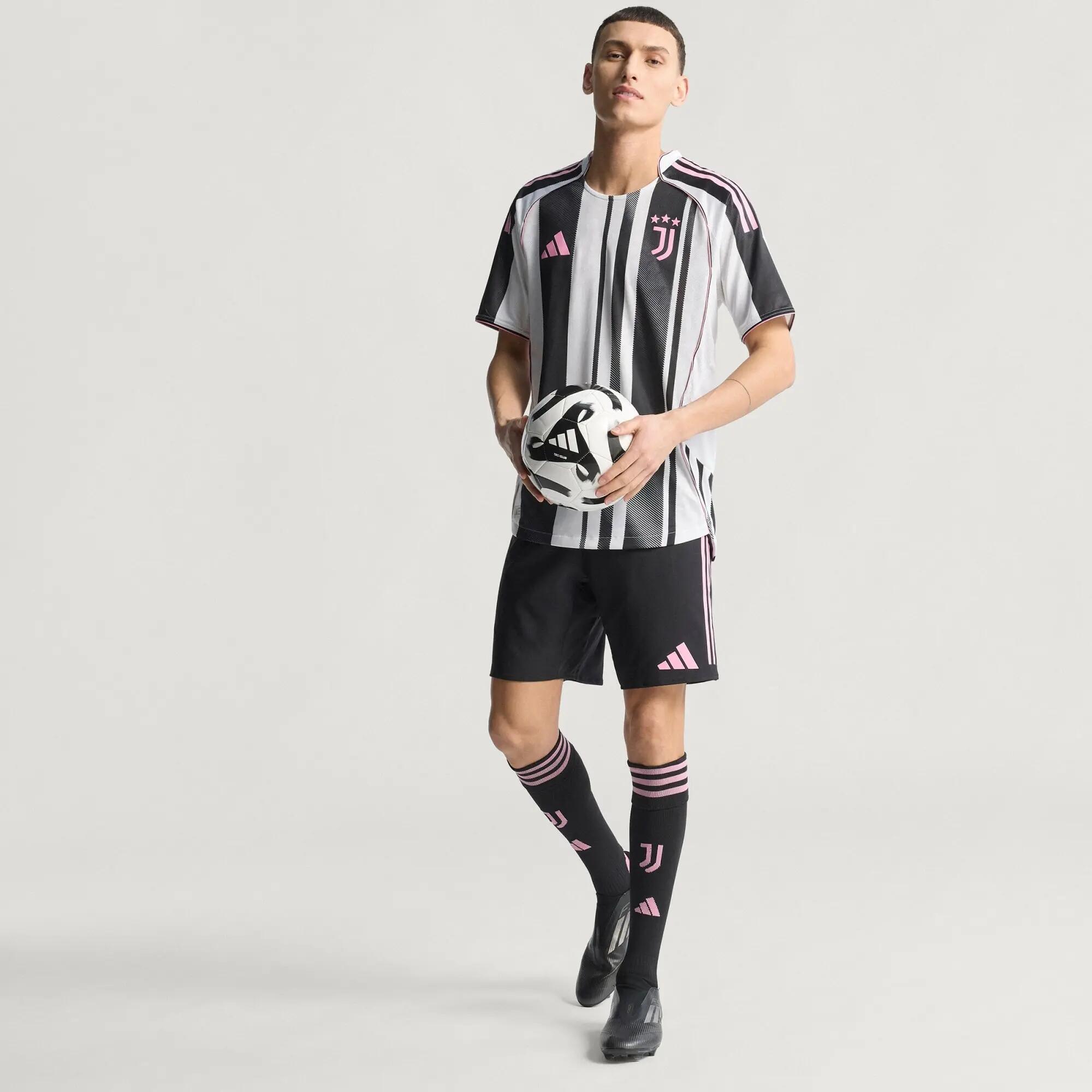 Koszulka Juventus 25/26 Home Authentic 13/15