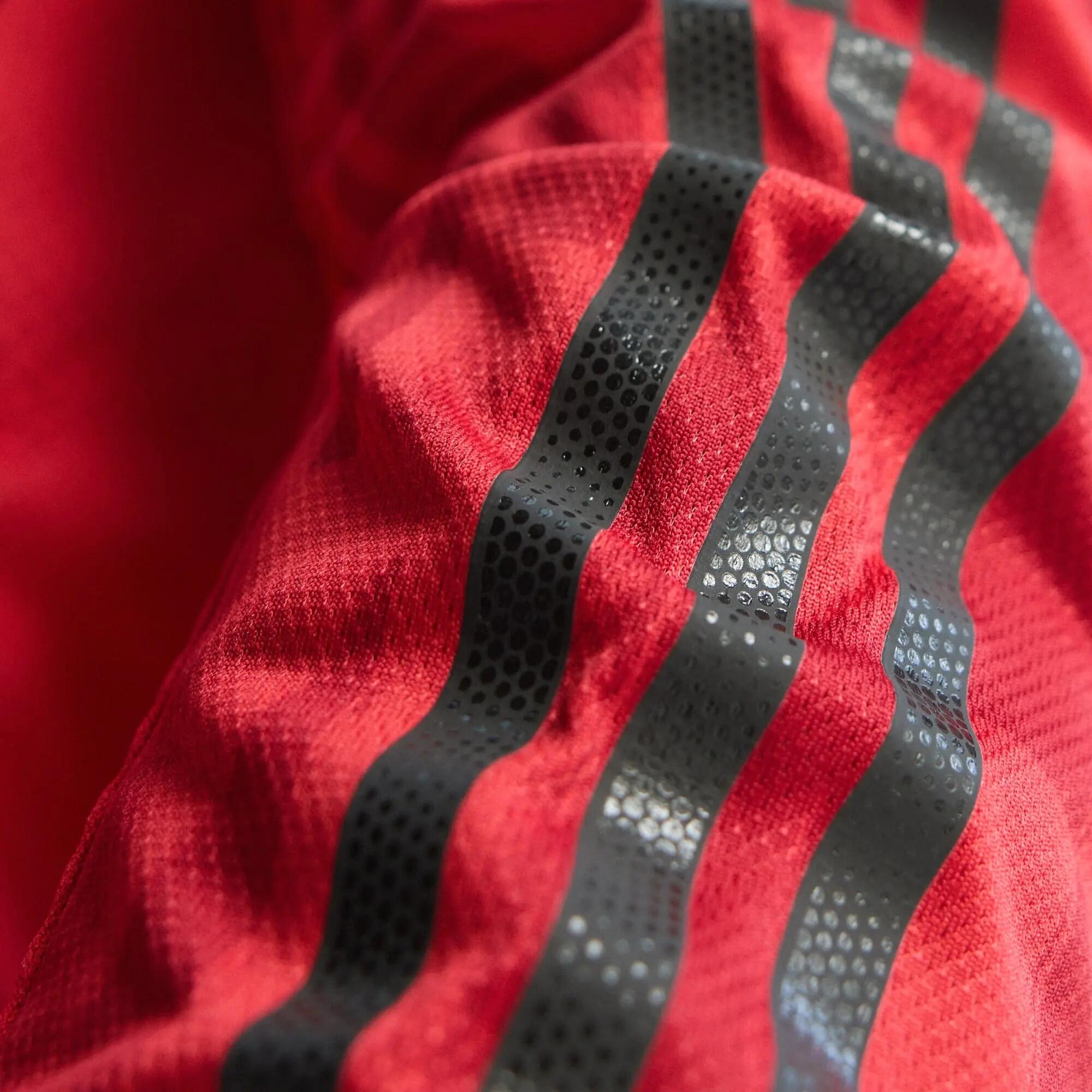 Autentický domácí dres s dlouhým rukávem Manchester United 25/26 13/15
