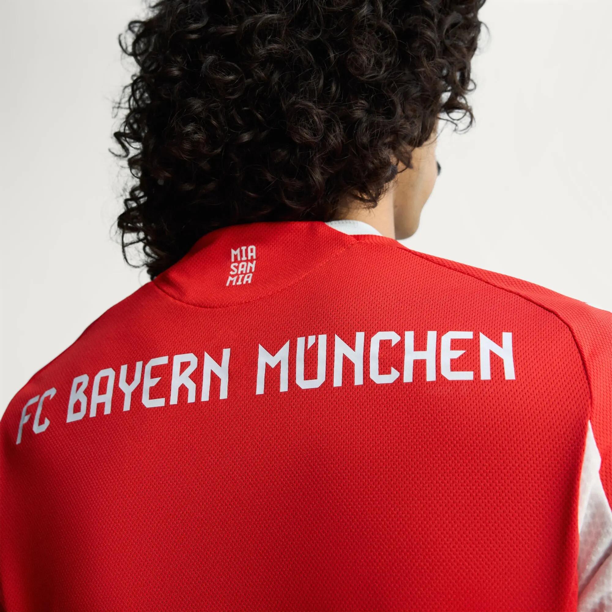 FC Bayern München 25/26 Authentic Heimtrikot 12/14