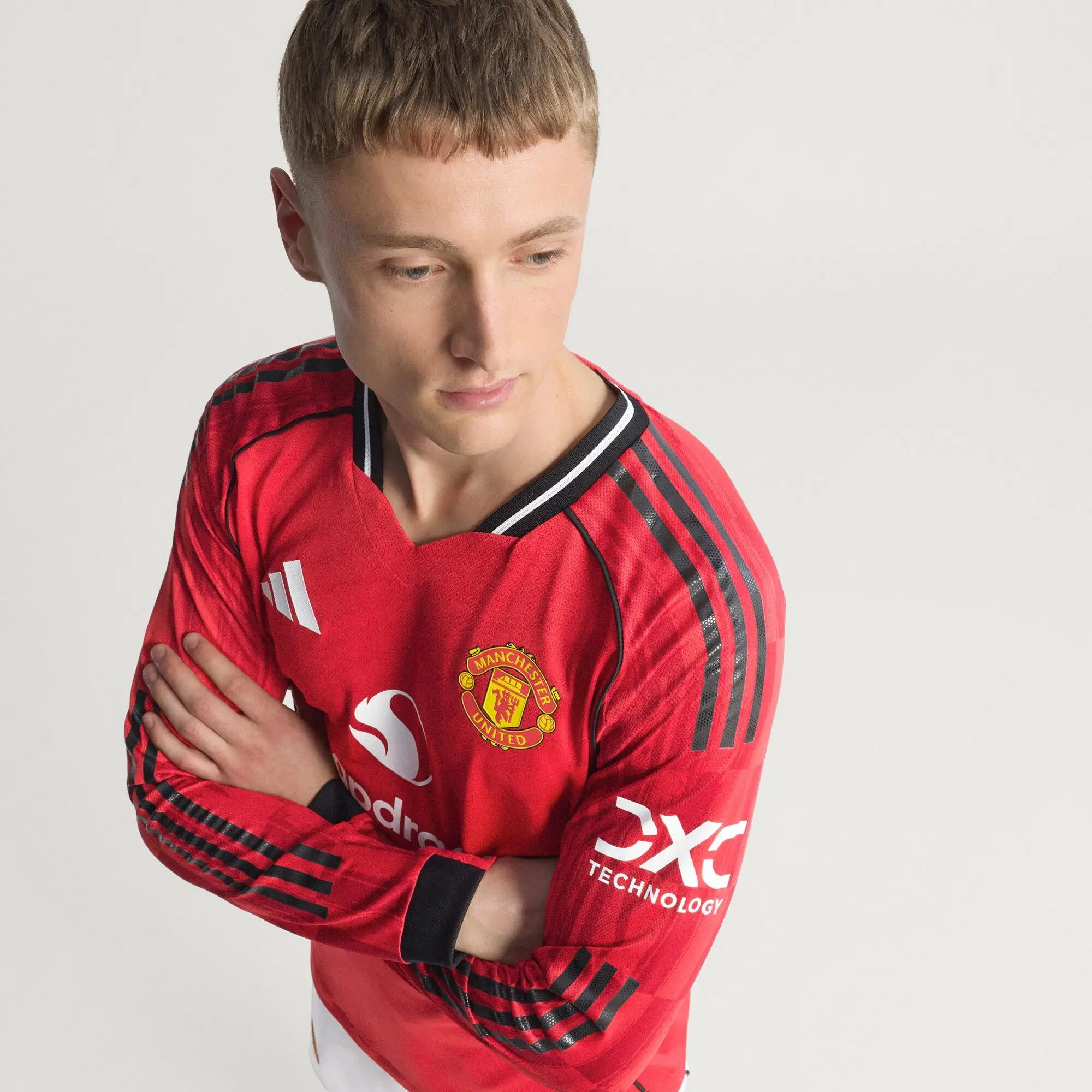 Autentický domácí dres s dlouhým rukávem Manchester United 25/26 12/15