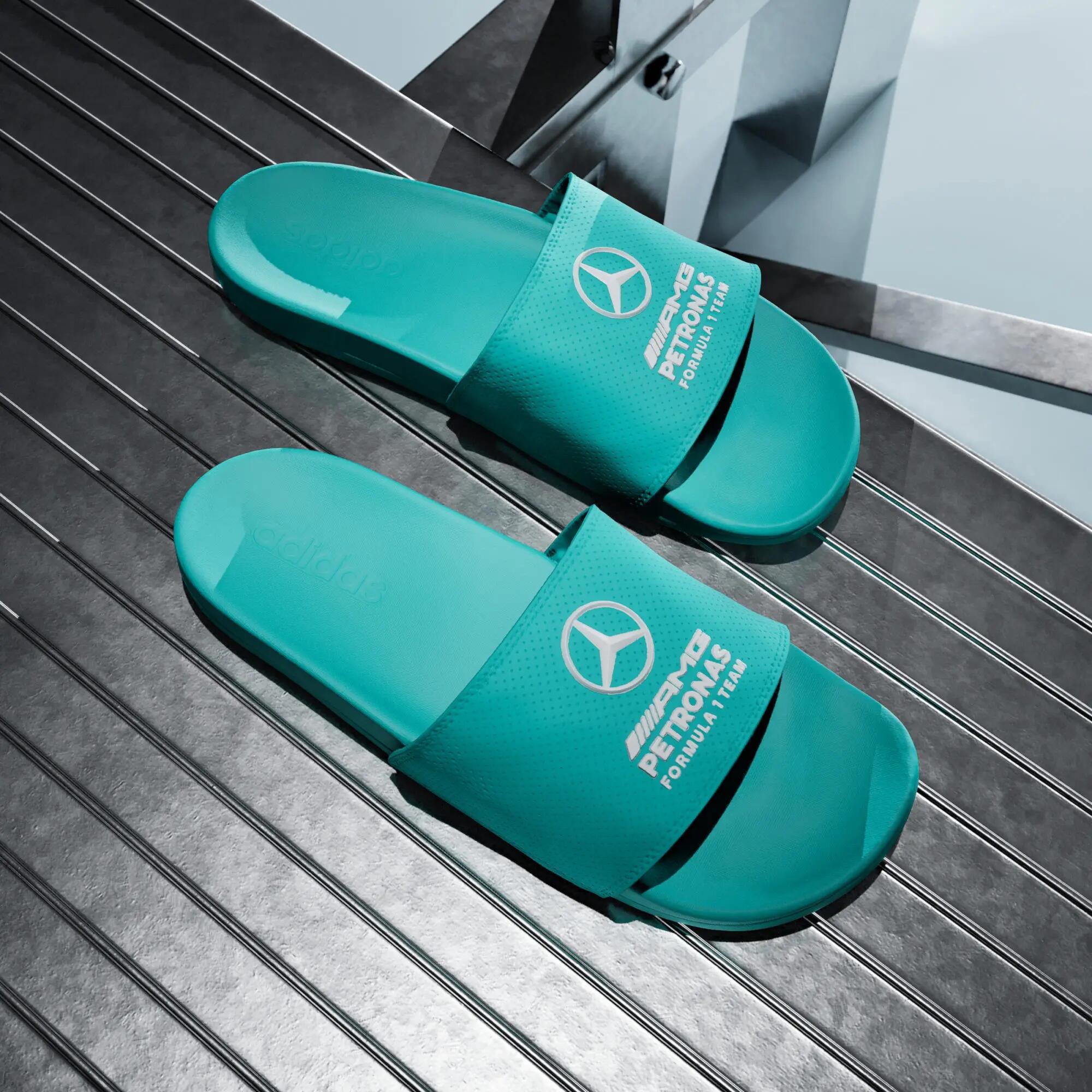 Chinelos adilette Comfort MER 6/15