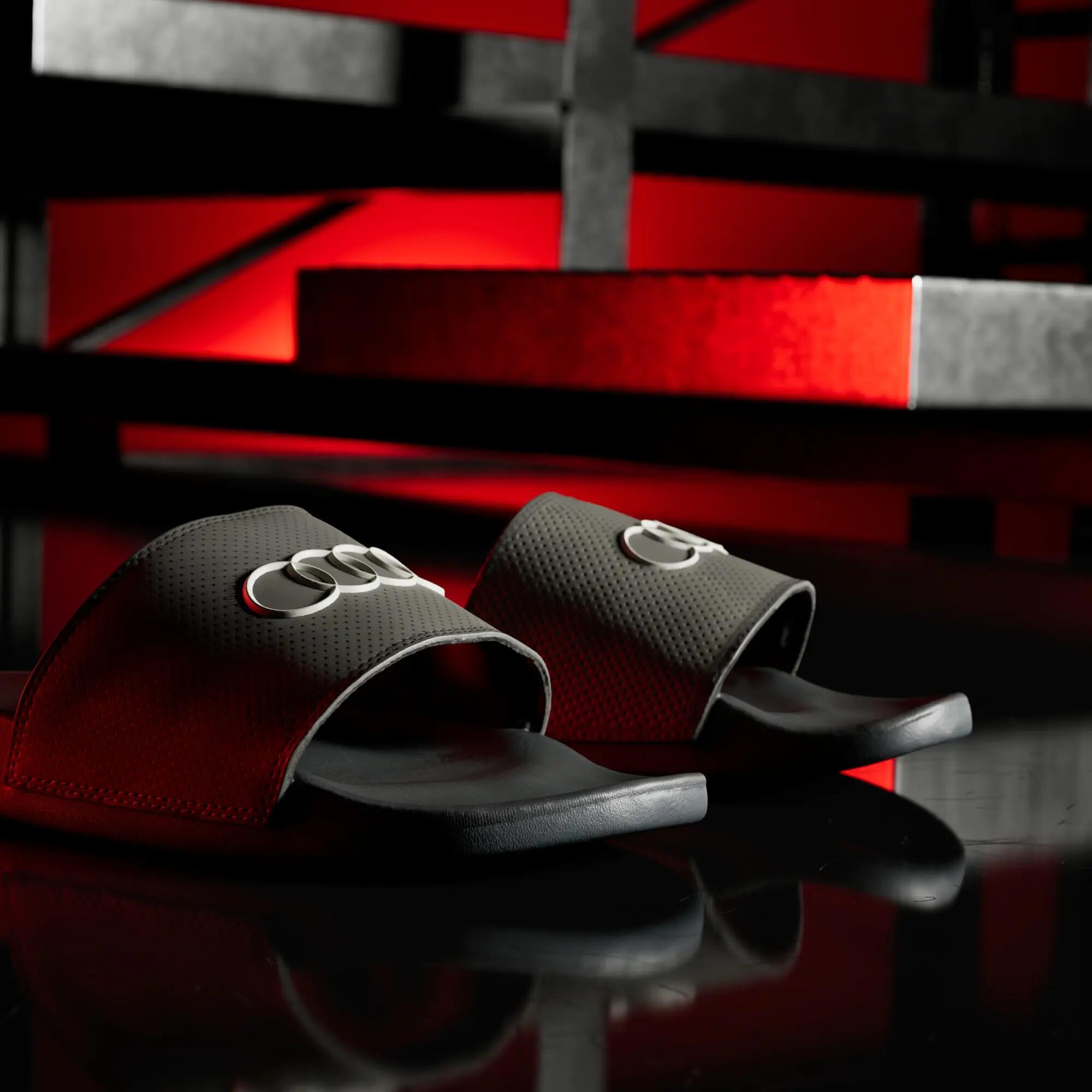 ADILETTE COMFORT AUDI REVOLUT F1 TEAM SLIDES 15/16