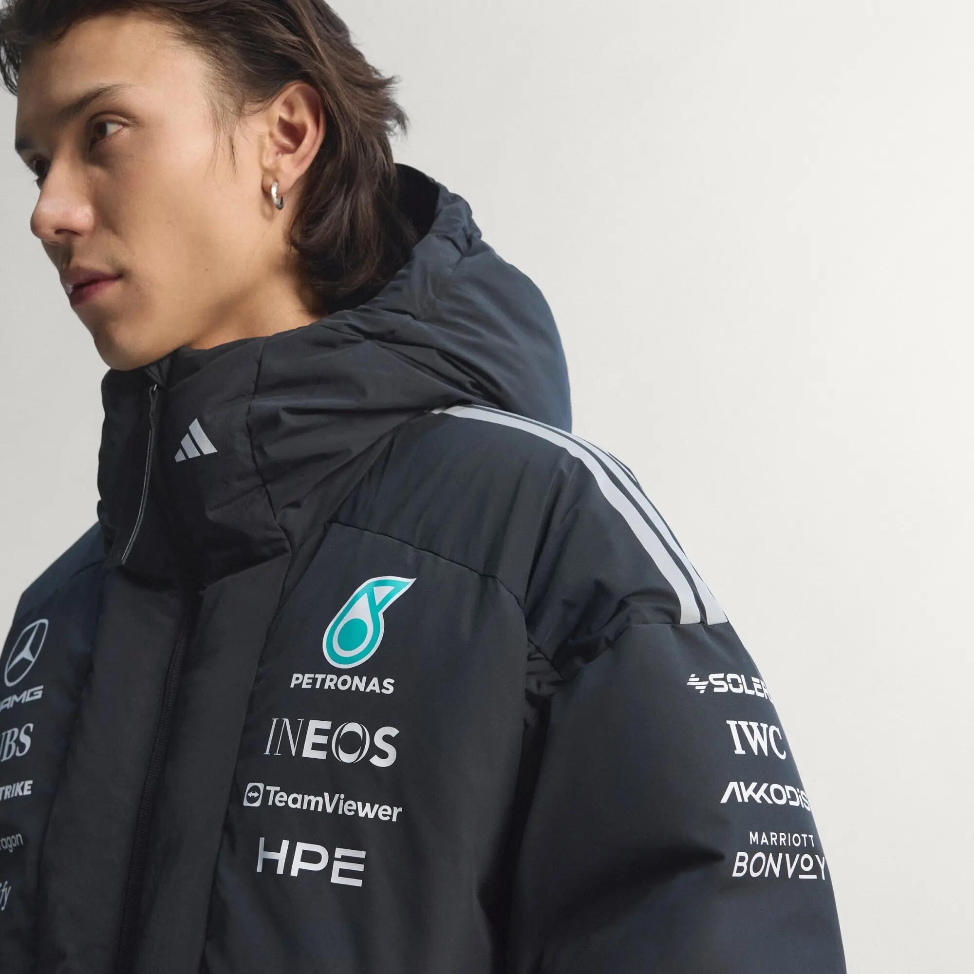 Mercedes - AMG Petronas Formula 1 Team Engineers winterjack 7/12