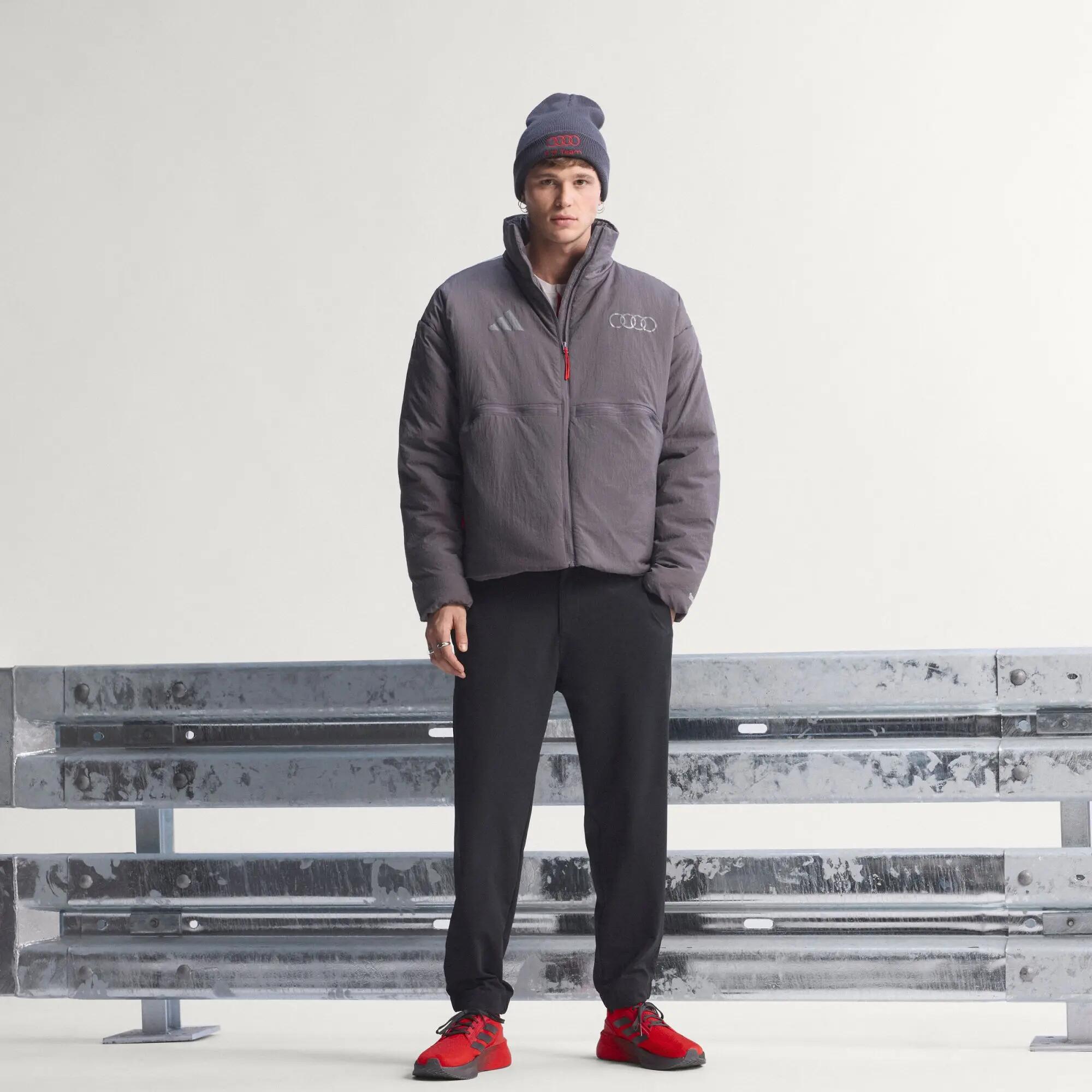 AUDI REVOLUT F1 TEAM ENGINEERS & MARKETING PUFFER JACKE 13/15