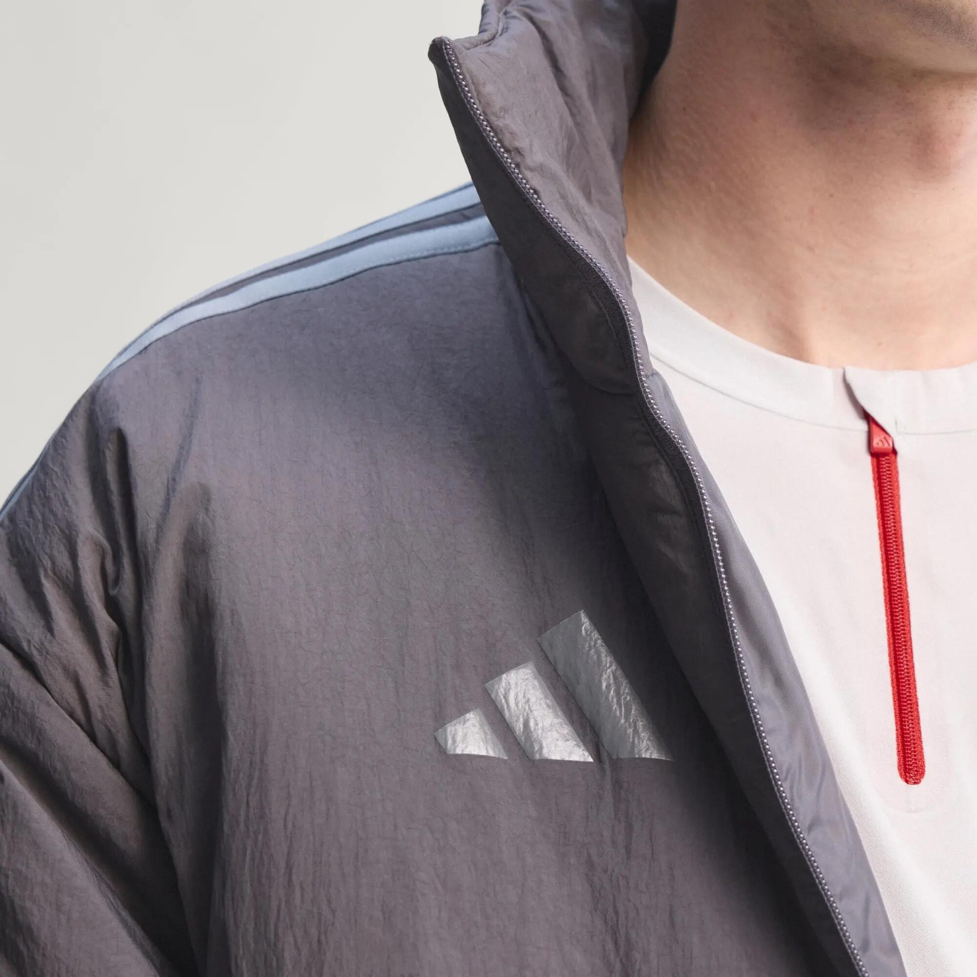 AUDI REVOLUT F1 TEAM ENGINEERS & MARKETING PUFFER JACKE 11/15