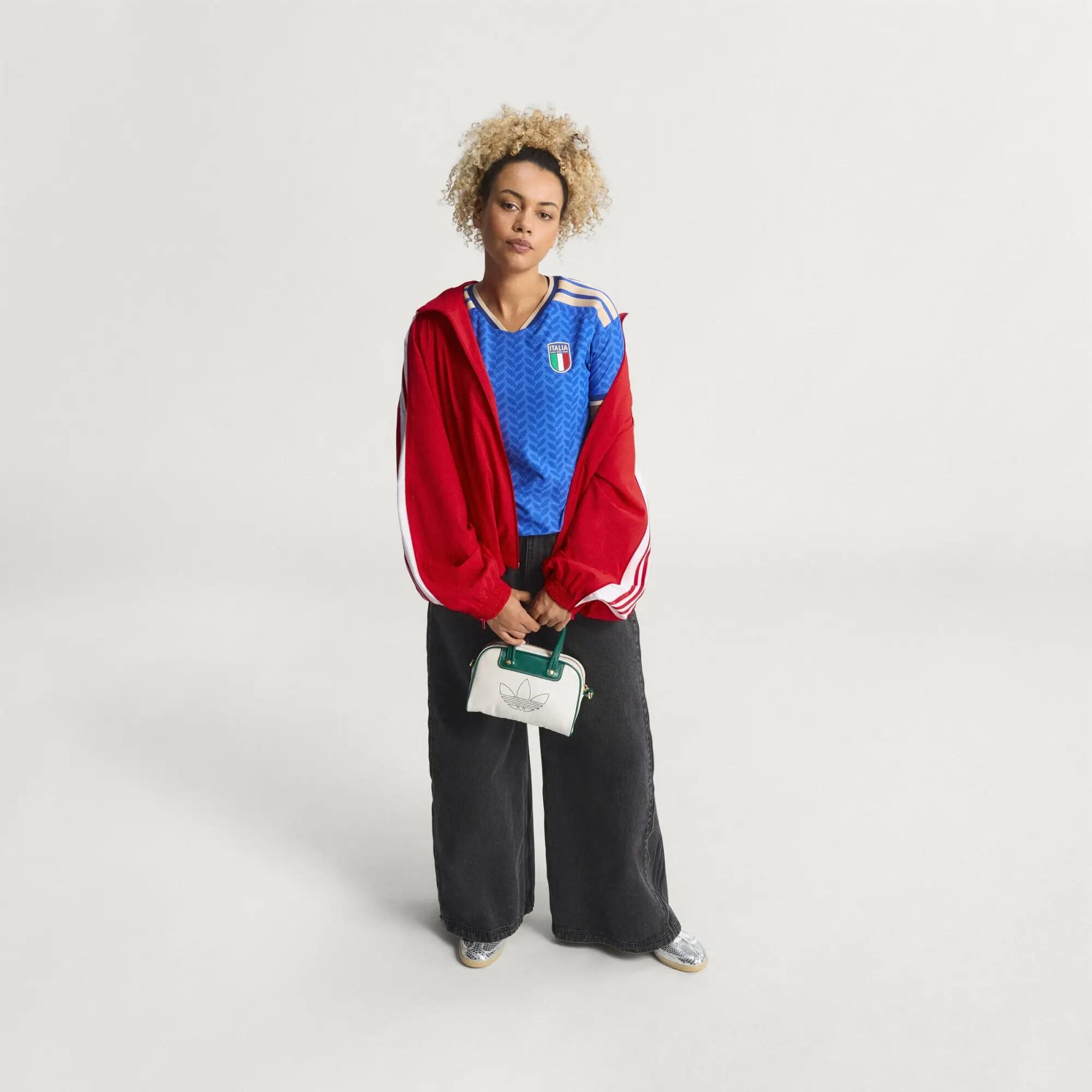 Italië 26 Vrouwen Team Authentiek Thuisshirt 13/16