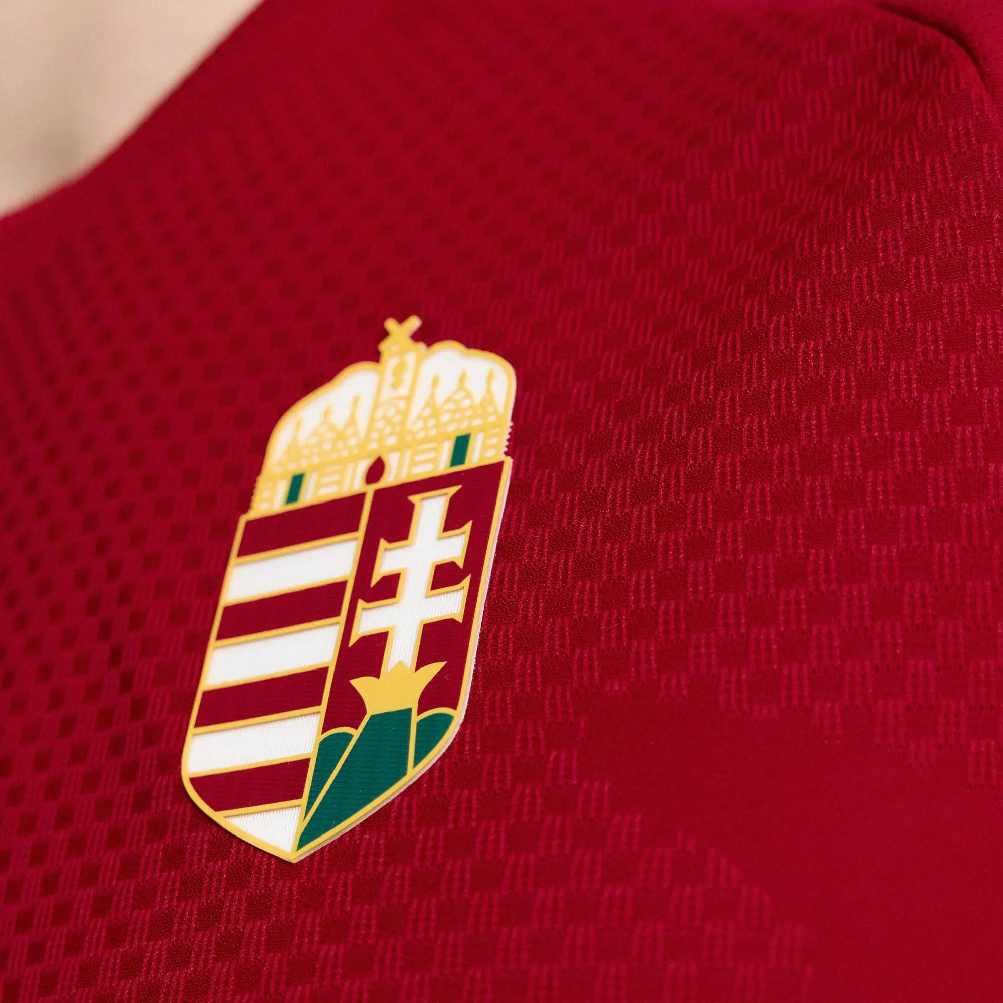 Maillot Domicile Hongrie 26 Authentique 13/15