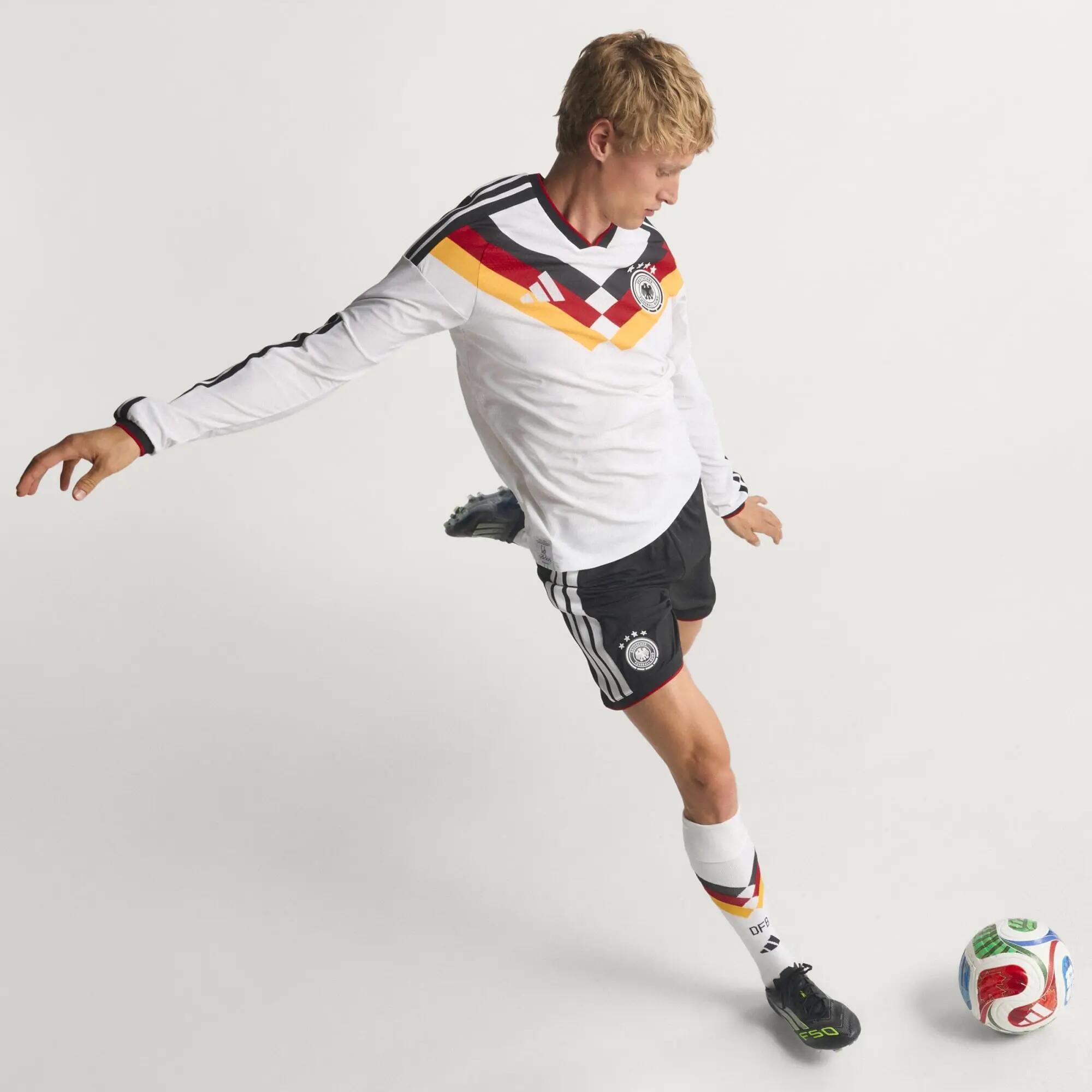 Maillot manches longues Domicile Allemagne 26 Authentique 6/15