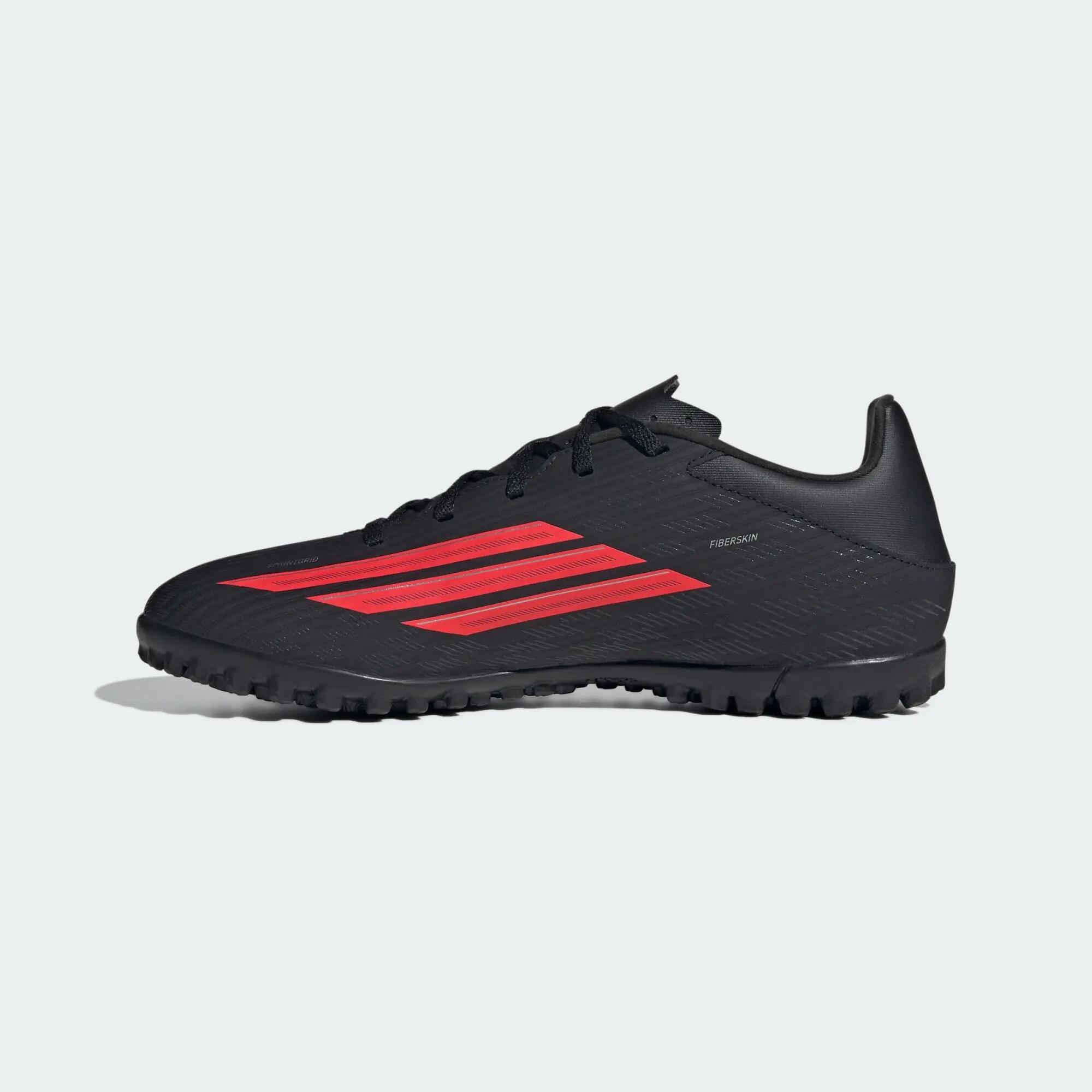 Scarpa da calcio F50 CLUB per erba sintetica 8/8