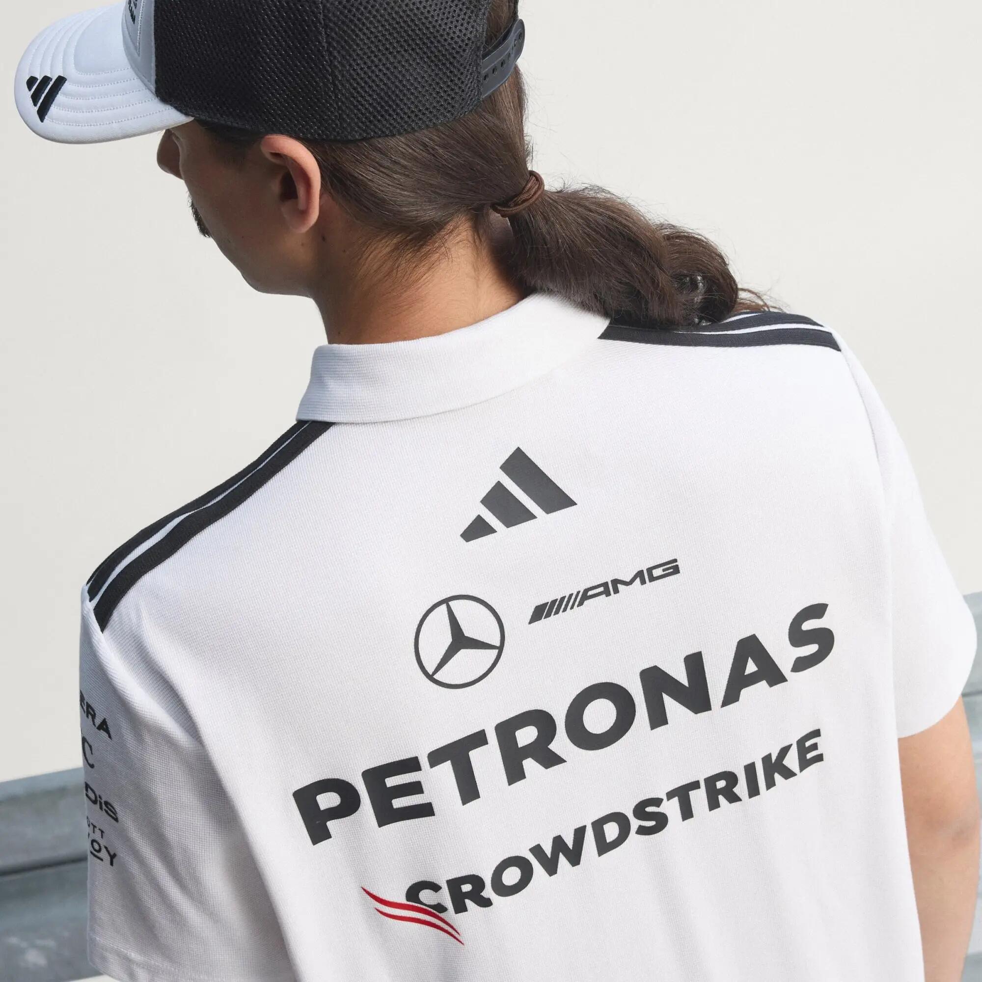 POLO DE ENGENHARIA DA MERCEDES-AMG PETRONAS FORMULA 1 TEAM 11/12