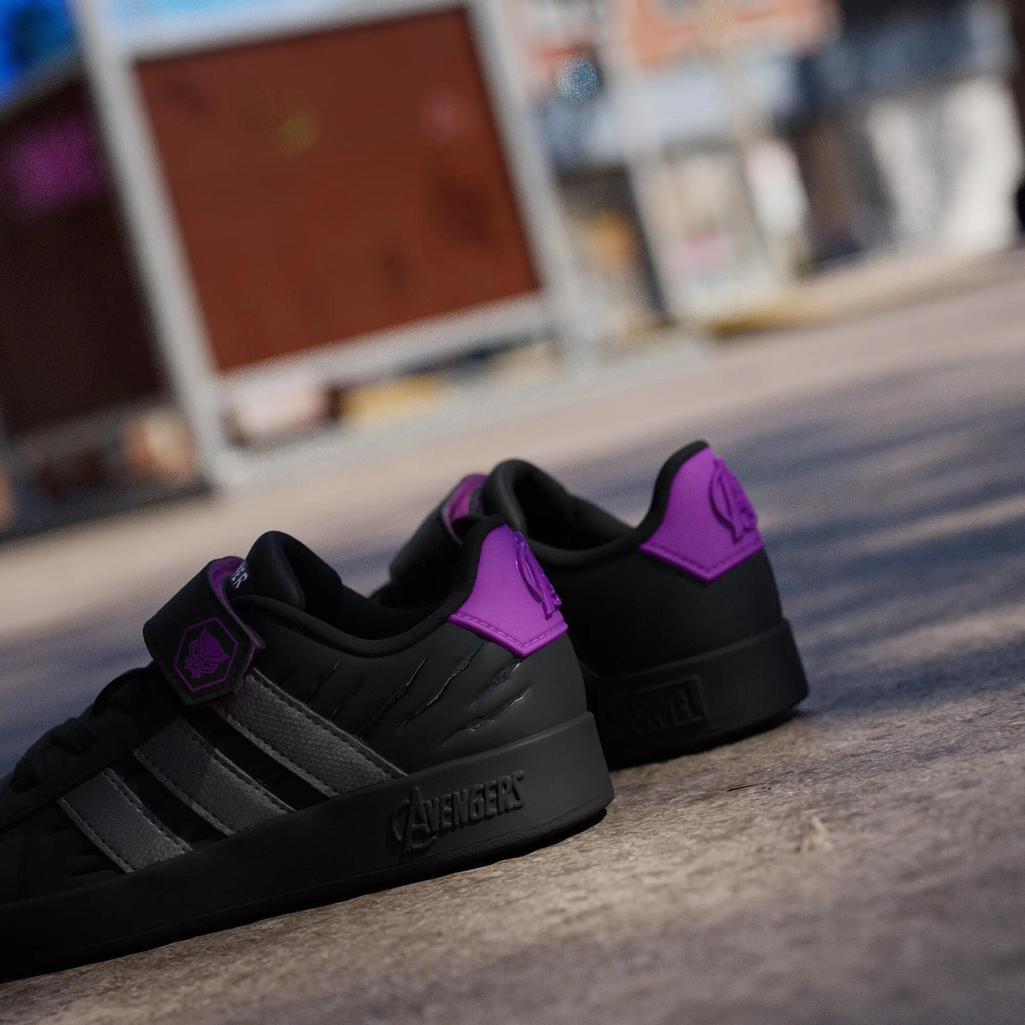 ADIDAS MARVEL AVENGERS GRAND COURT SCHOENEN KIDS 15/15