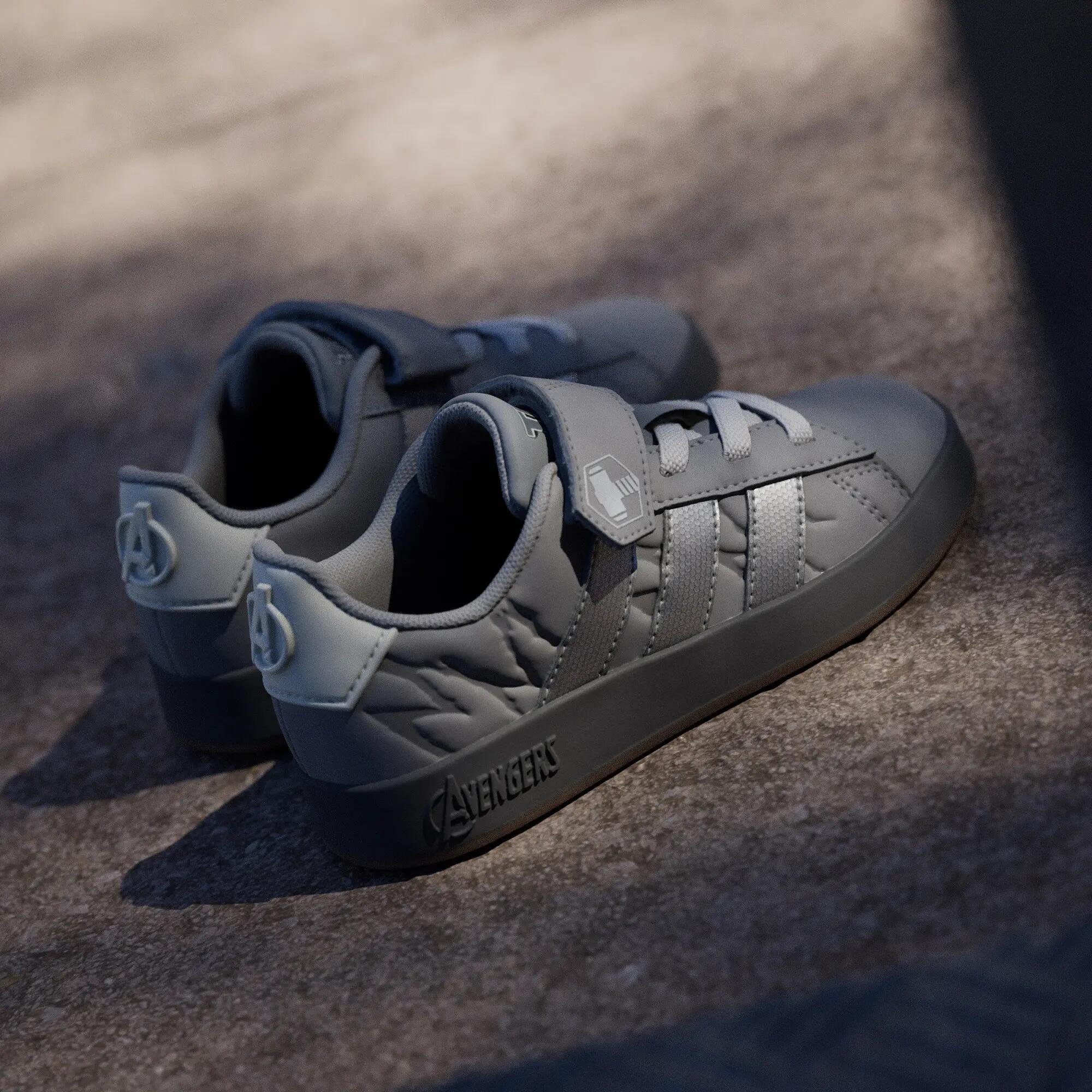 SAPATILHAS GRAND COURT VINGADORES ADIDAS MARVEL - CRIANÇA 14/15