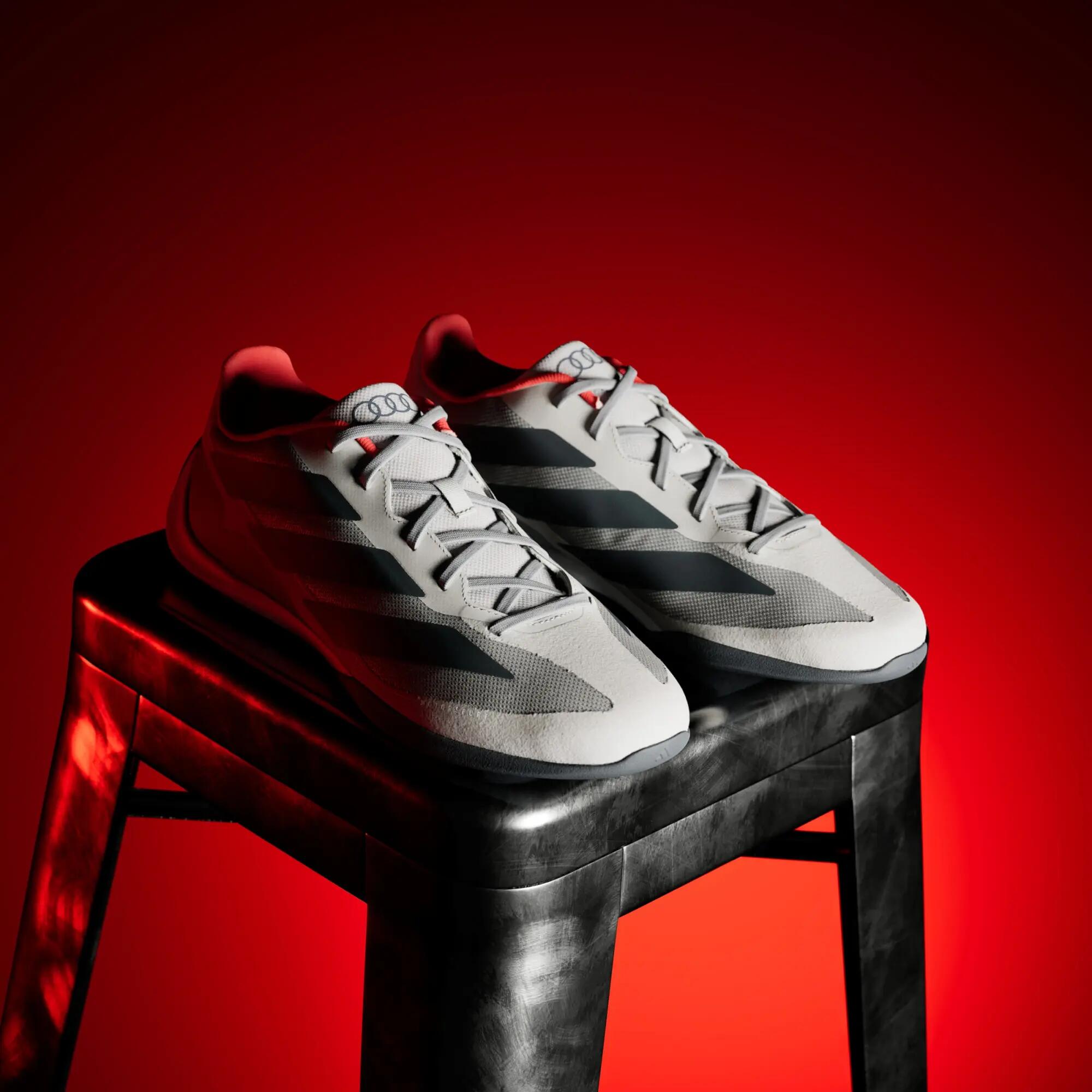 CHAUSSURE ADIDAS FEROZA BASE AUDI REVOLUT F1 TEAM 4/15