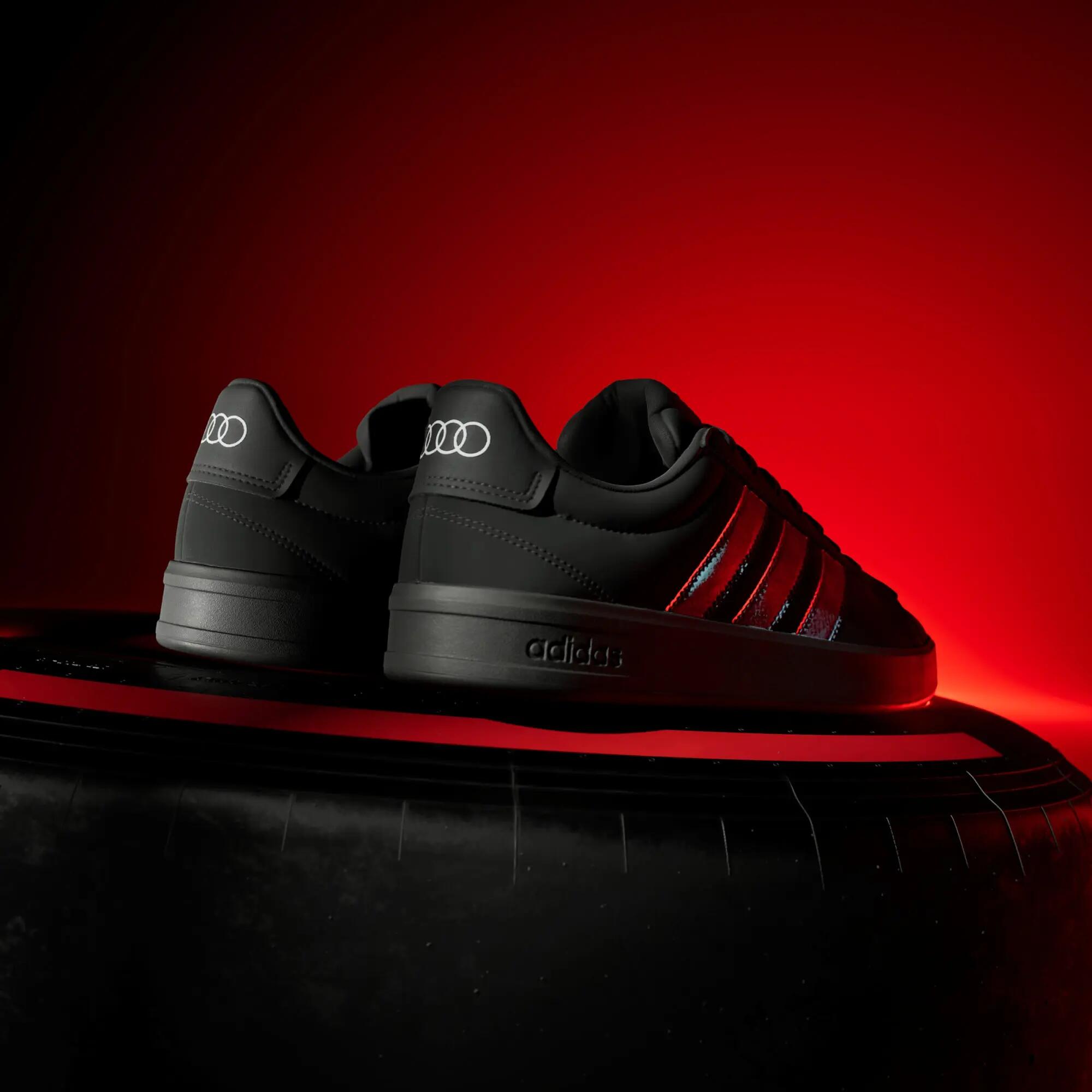 CHAUSSURE GRAND COURT 3.0 AUDI REVOLUT F1 TEAM 14/15