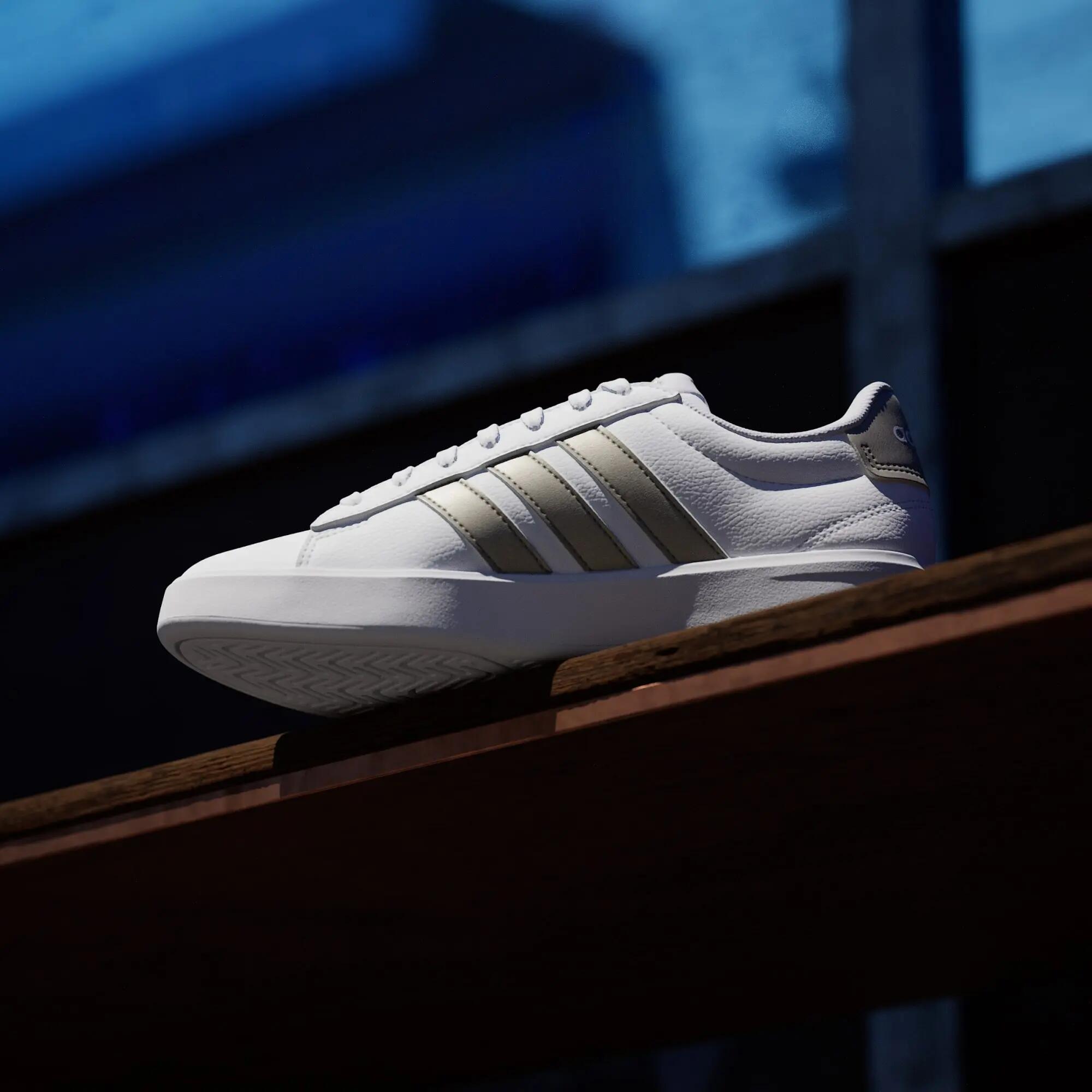 GRAND COURT 3.0 SCHUH 5/16