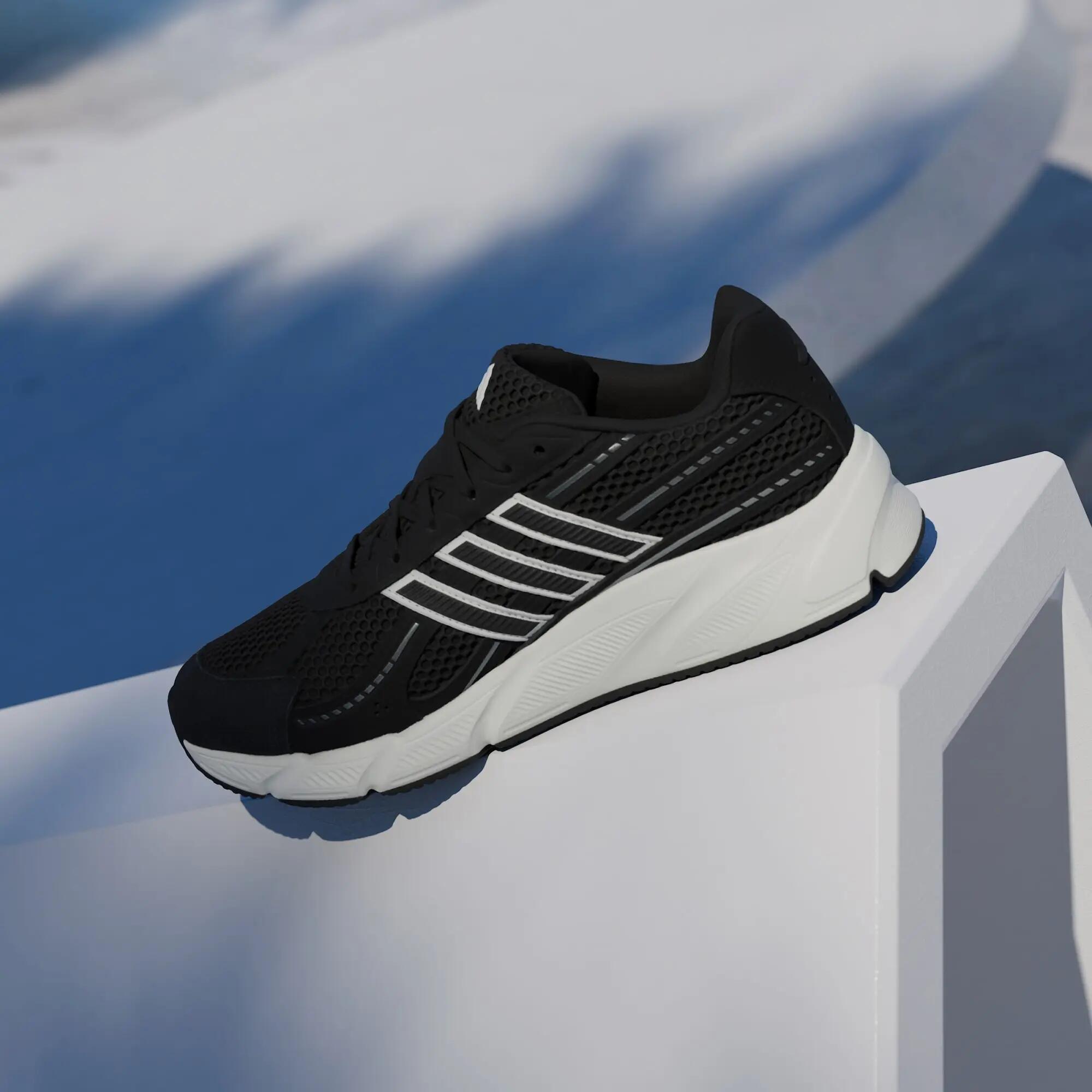 TECHNOCHAOS 2000 SCHOENEN 5/15