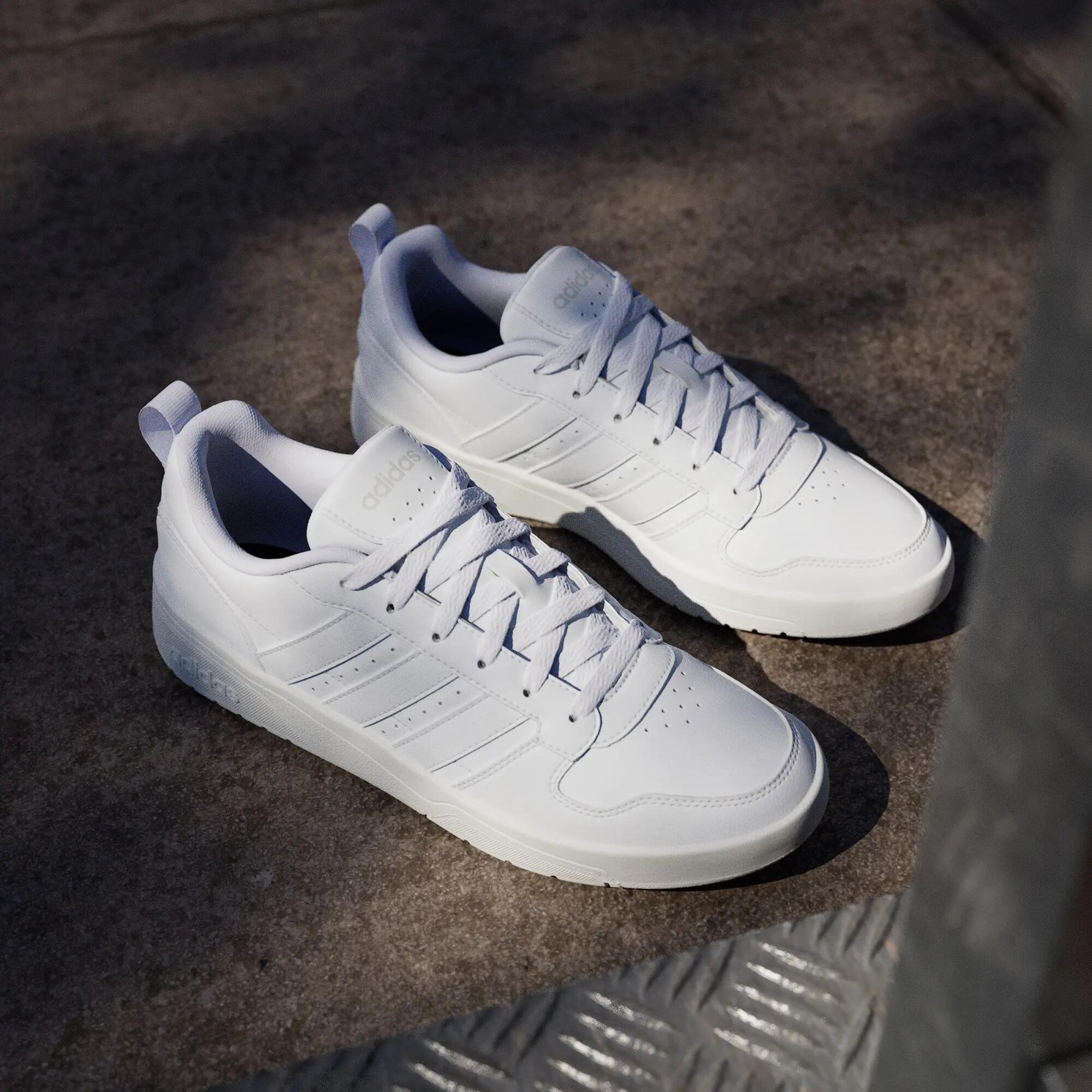 COURTWAVE SCHUH 4/15