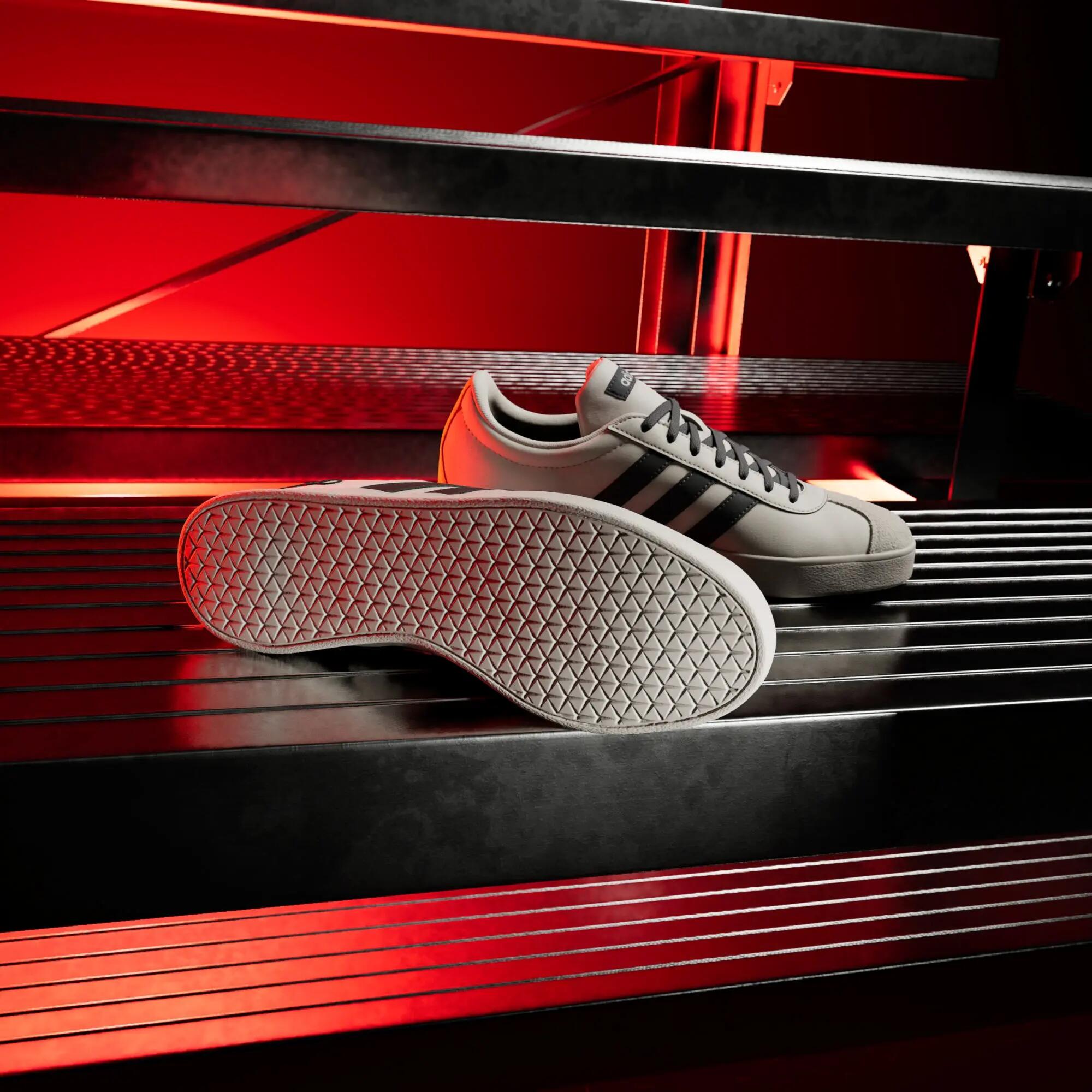VL COURT AUDI REVOLUT F1 TEAM SHOES 3/15