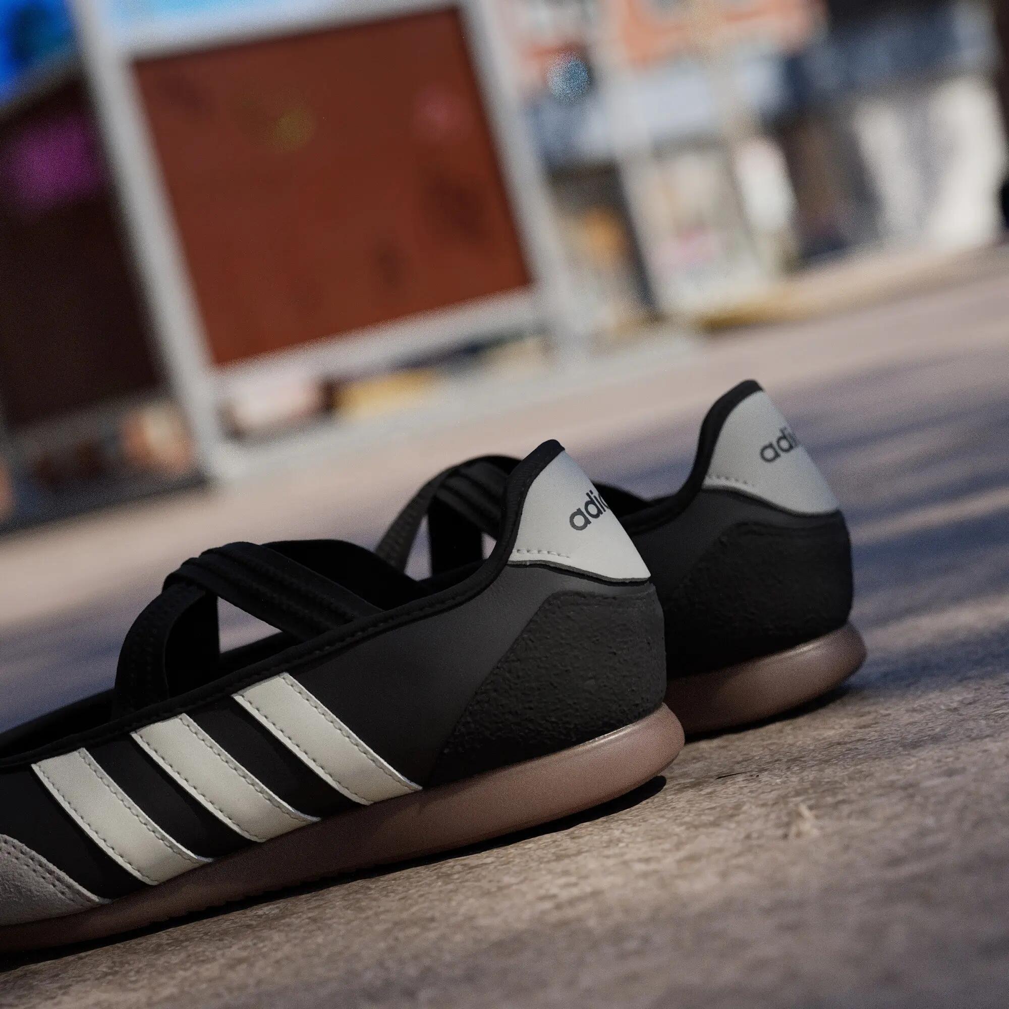 ZAPATILLA MERCEDITAS BARREDA 15/16