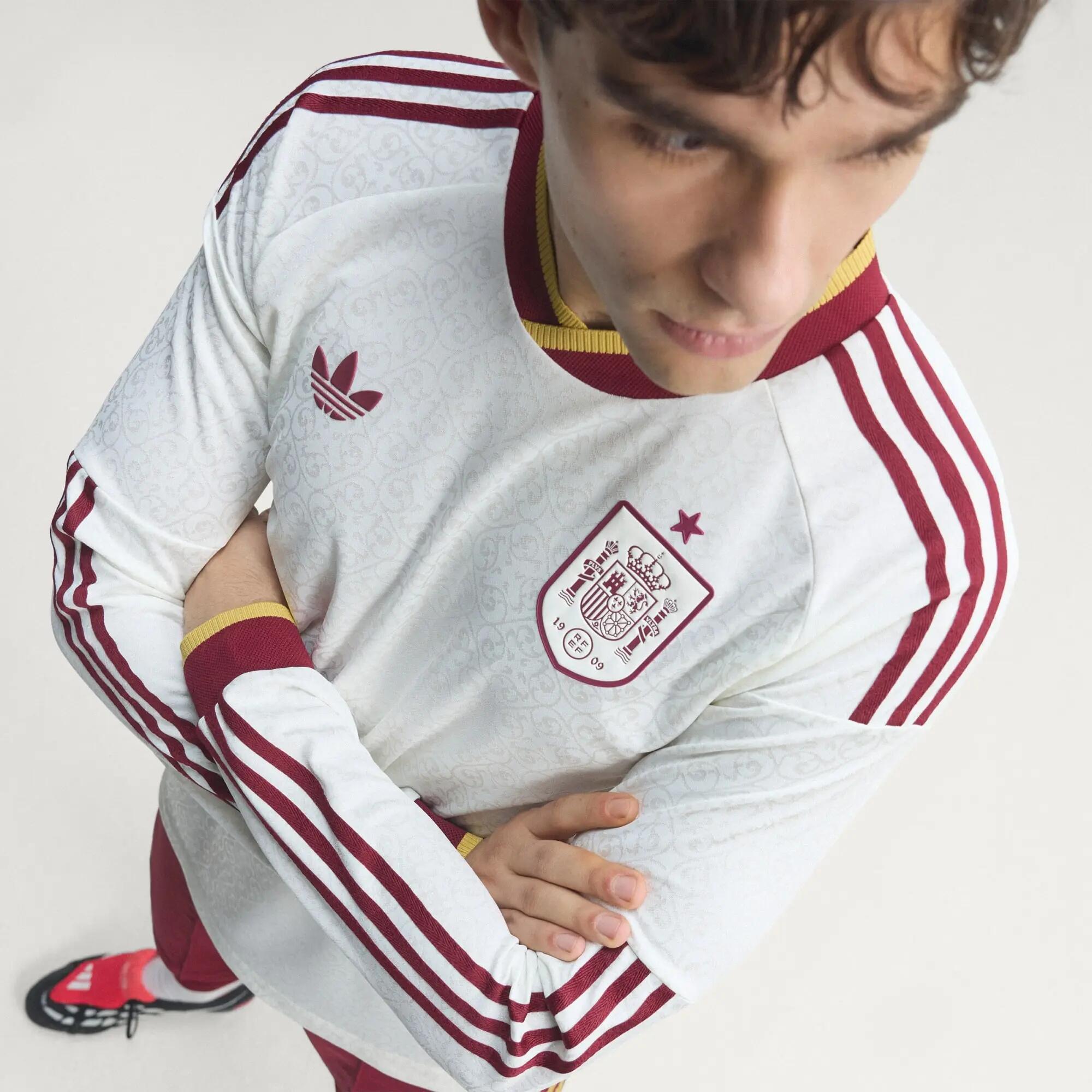 Spanje 26 Authentiek Uitshirt met Lange Mouwen 6/15
